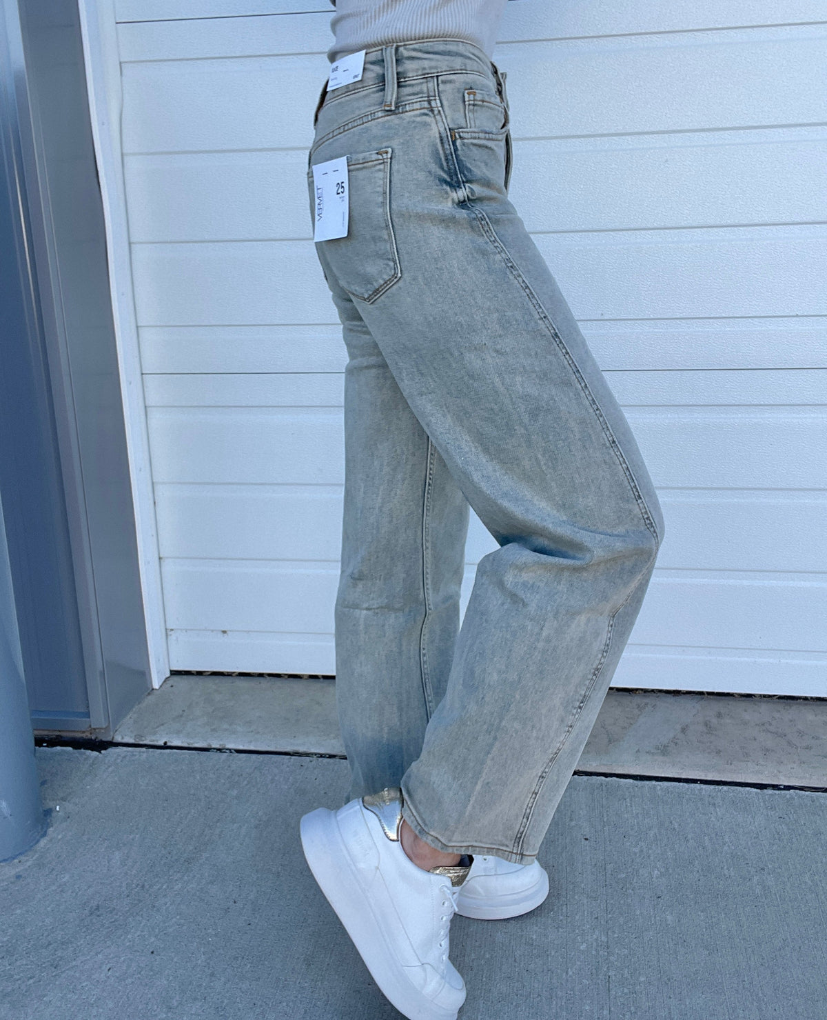 Vervet Kristen Super High Rise Barrel Jeans 591 In Spirit Wash Blue