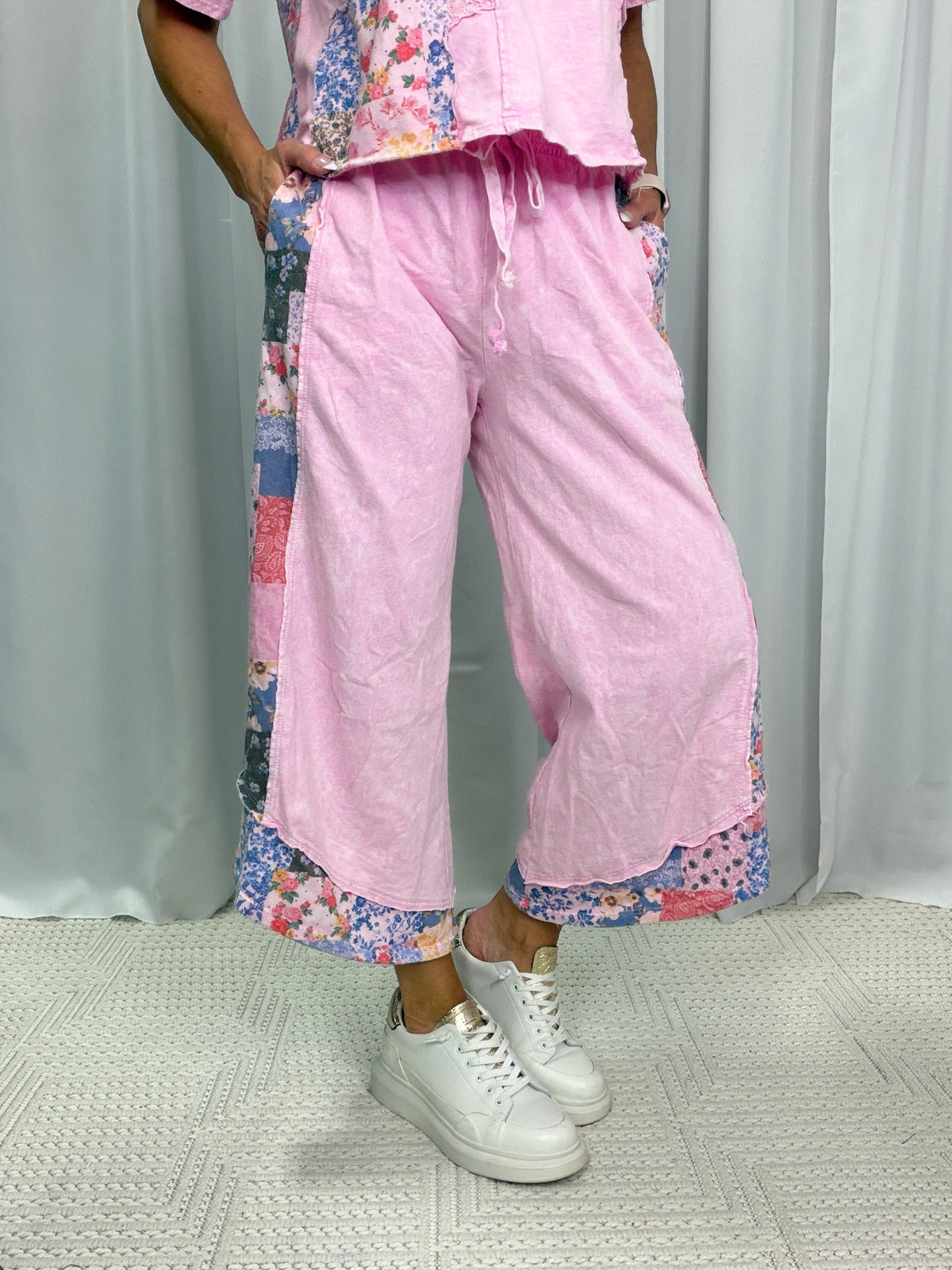 The Night Will Go On Spring Bandana Cropped Pants In 4 Colors