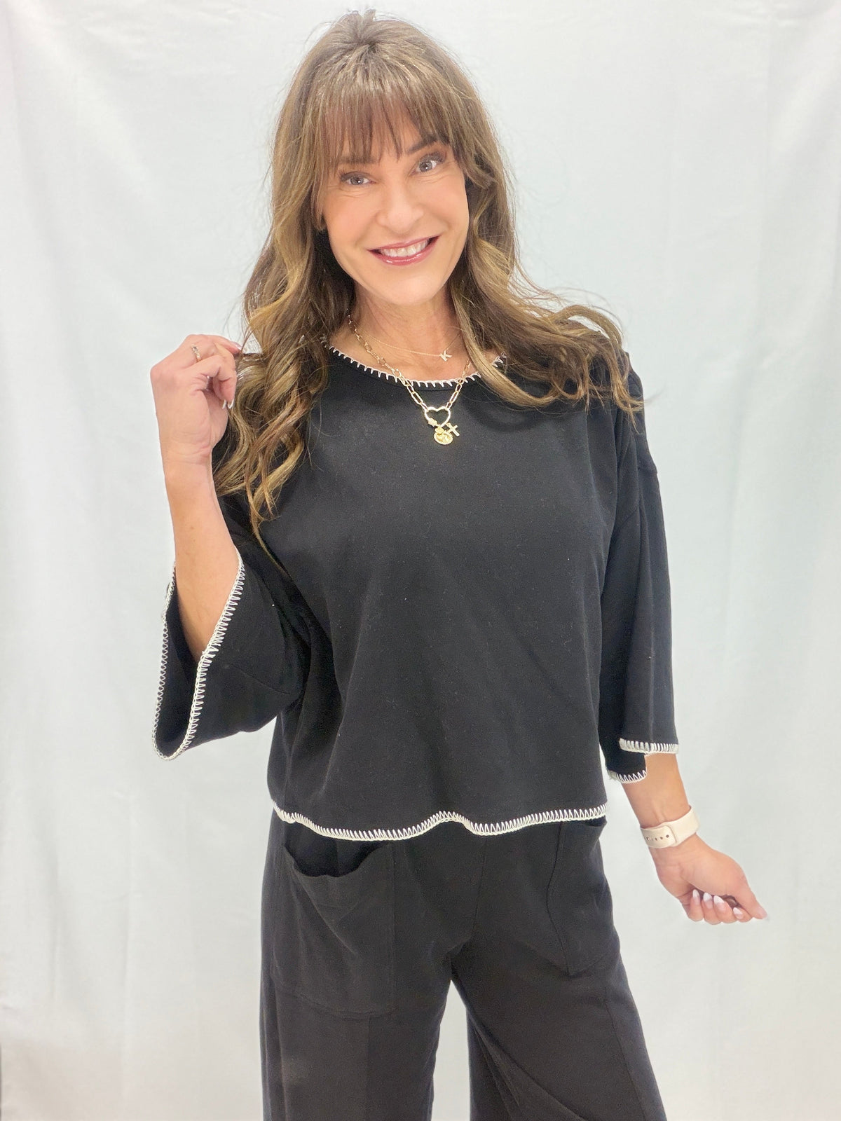 Contrast Stitch Knit Top In Black