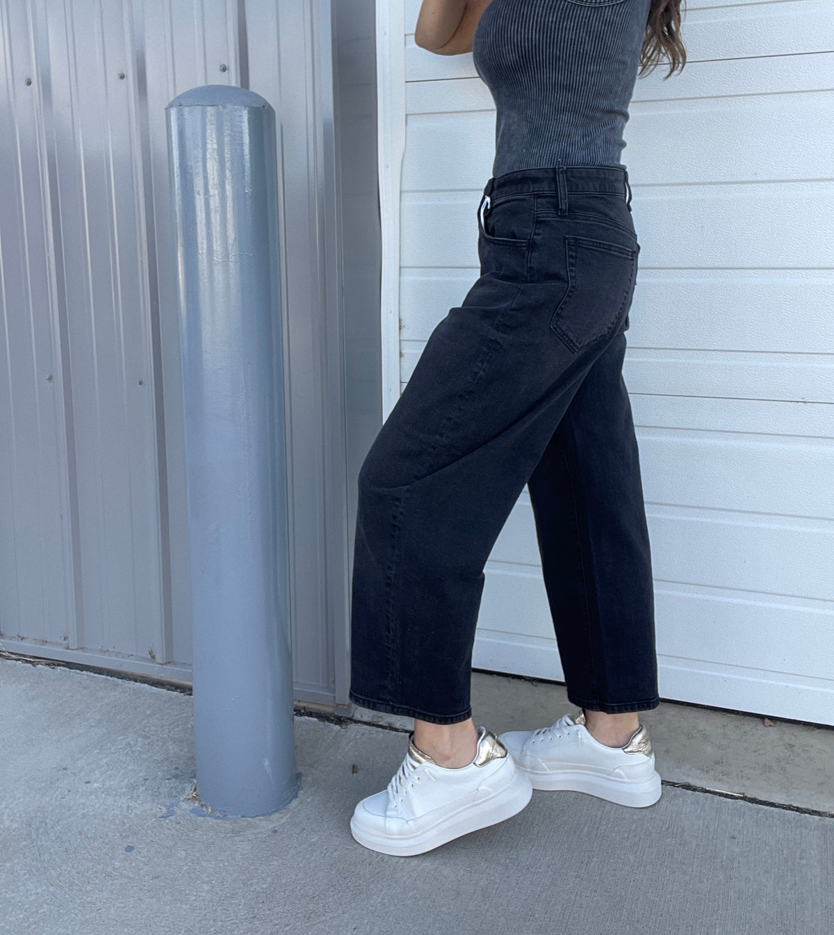 Samantha Barrel Leg Jeans 9BR In Black