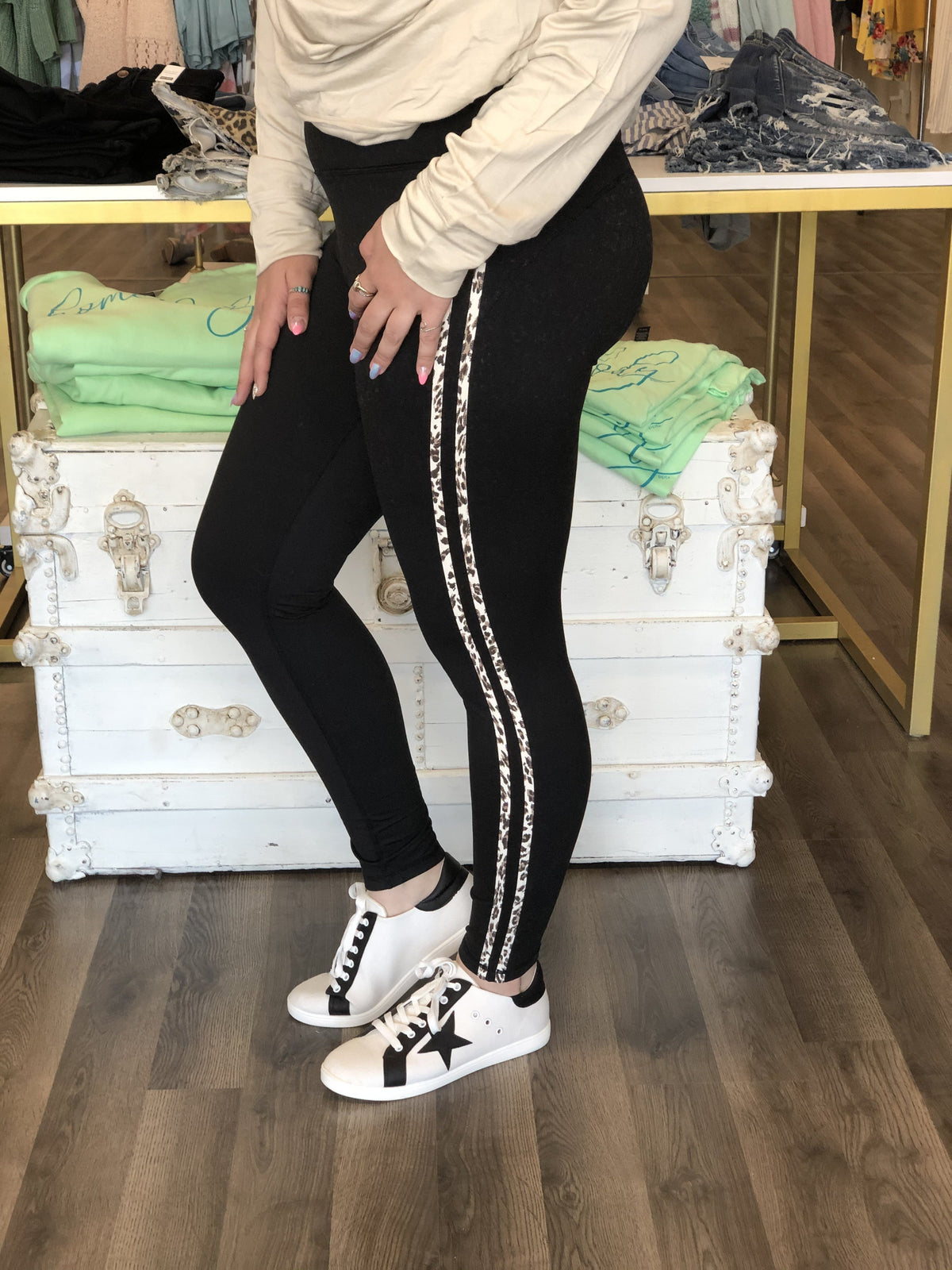 Snow Jaguar Highwaist Leggings *Final Sale*