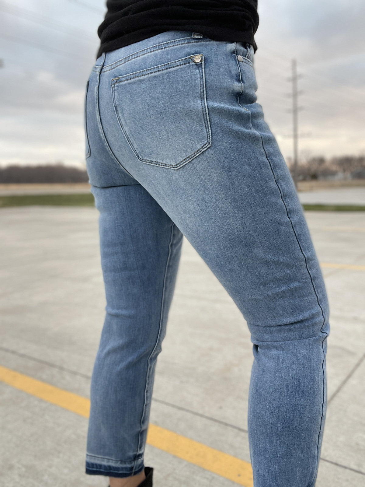 Judy Blue Diana Undone Hem Boyfriend Jean 208 *Final Sale*