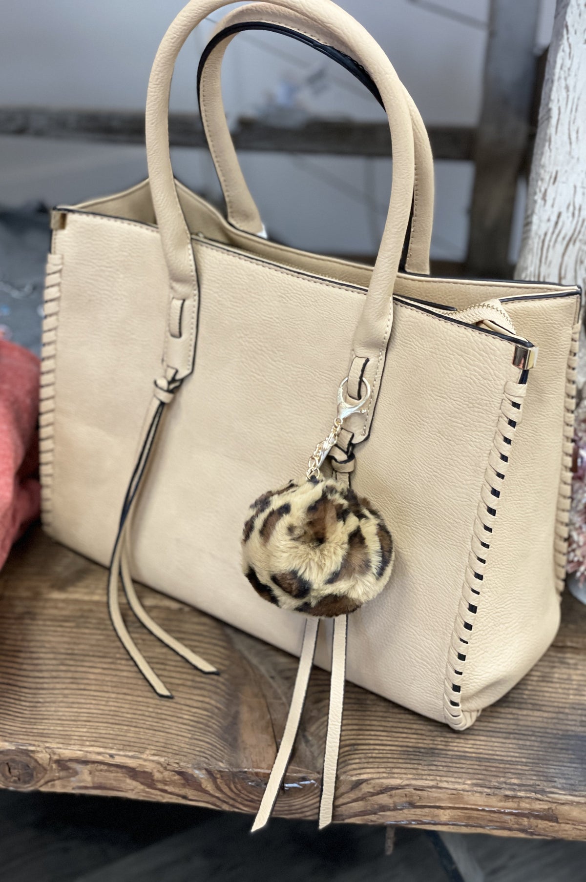 Keychain Animal Puff Ball