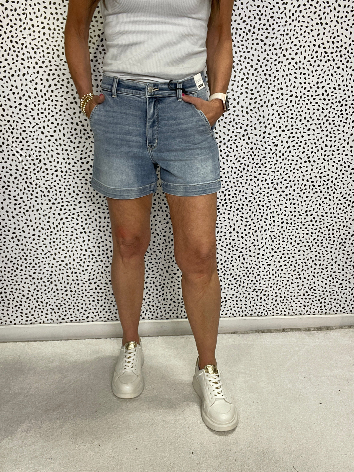 Judy Blue Kat High Rise Denim Shorts 289 In Medium *Final Sale*