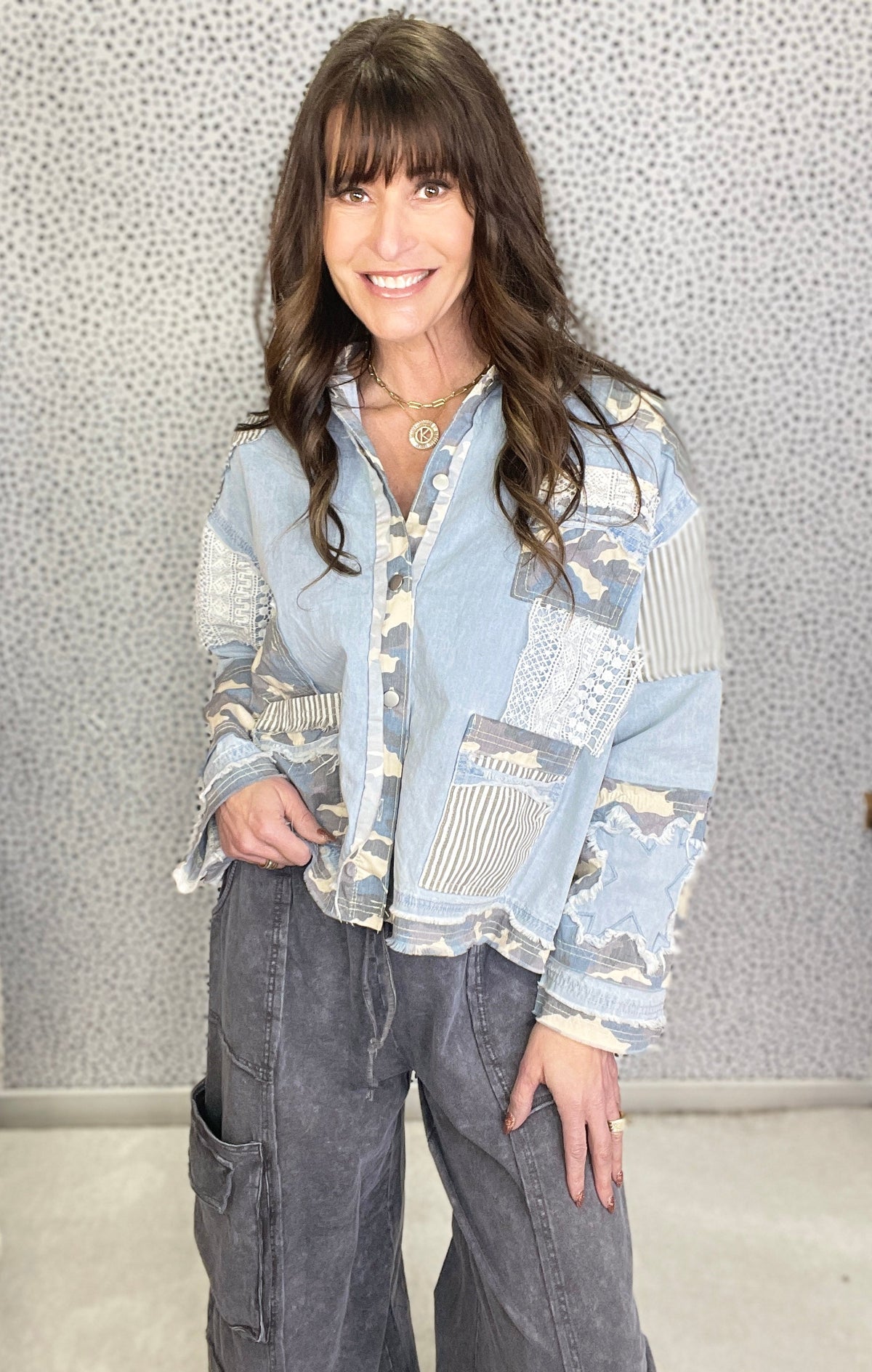 POL In Plain Sight Camo Contrast Lightweight Shirt Jacket In Denim