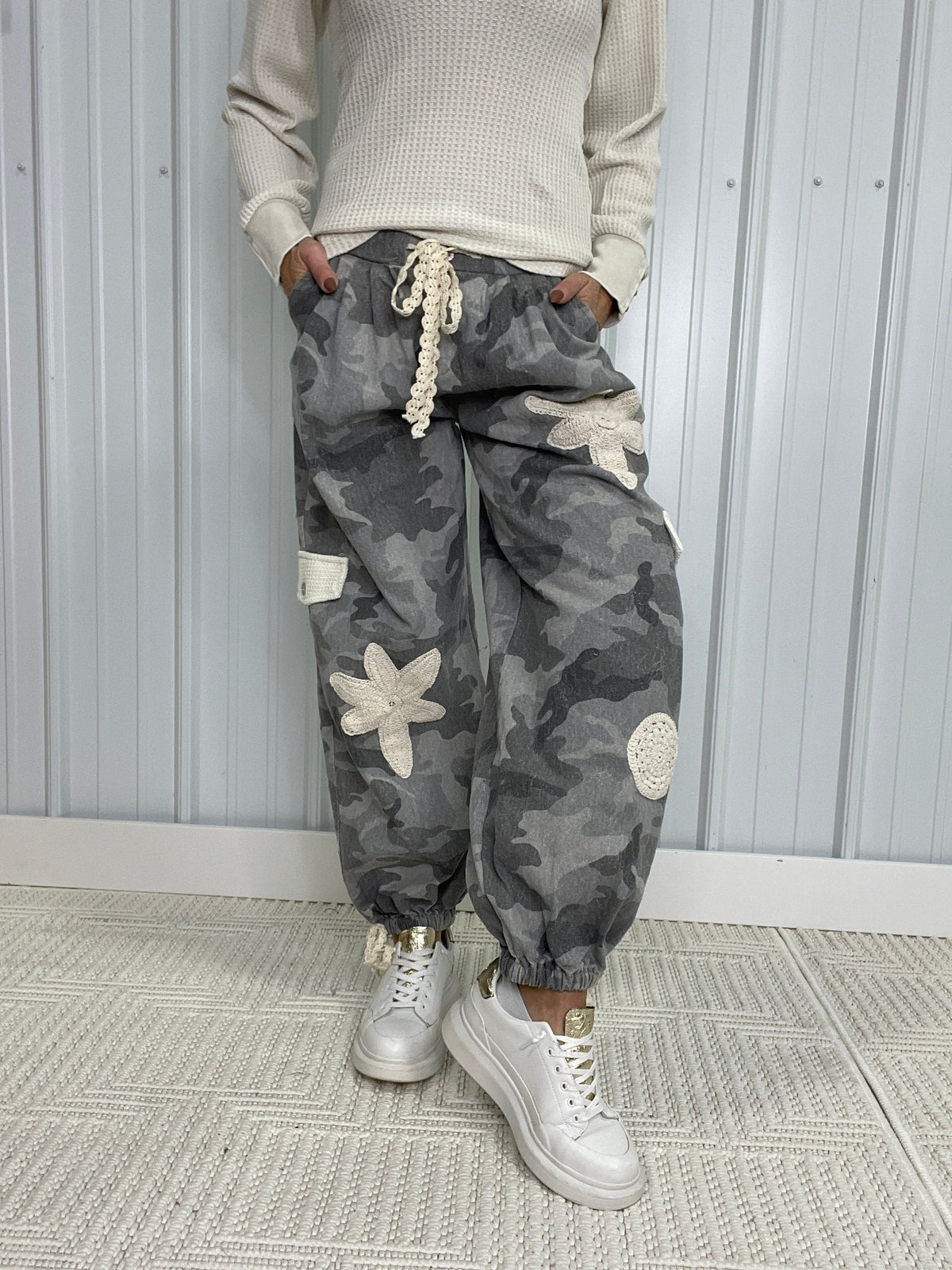POL Bet On Happy Pattern Pants In 3 Colors