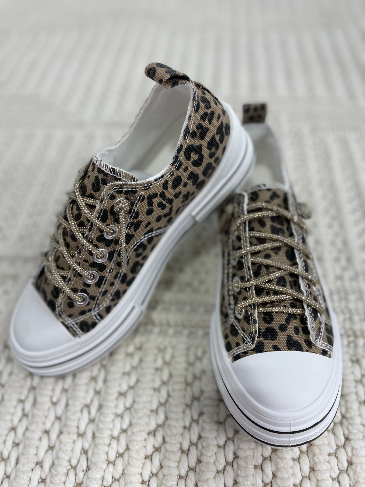 Very G Aman Leopard Tan Sneakers