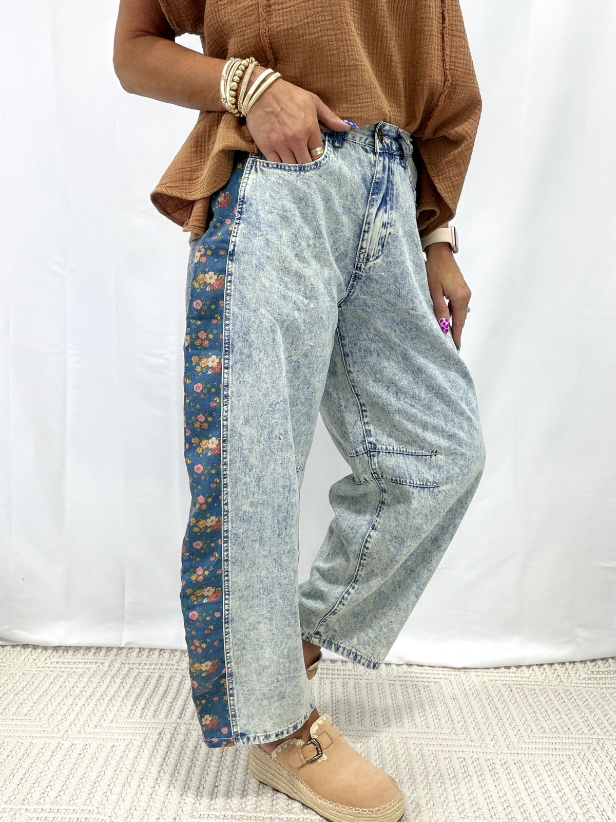 POL Contrast Stitch Floral Dart Pants In Denim  *Final Sale*