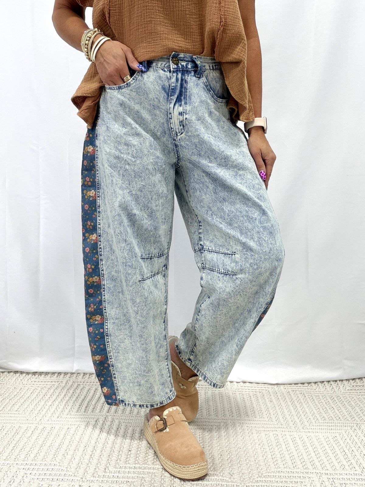POL Contrast Stitch Floral Dart Pants In Denim  *Final Sale*