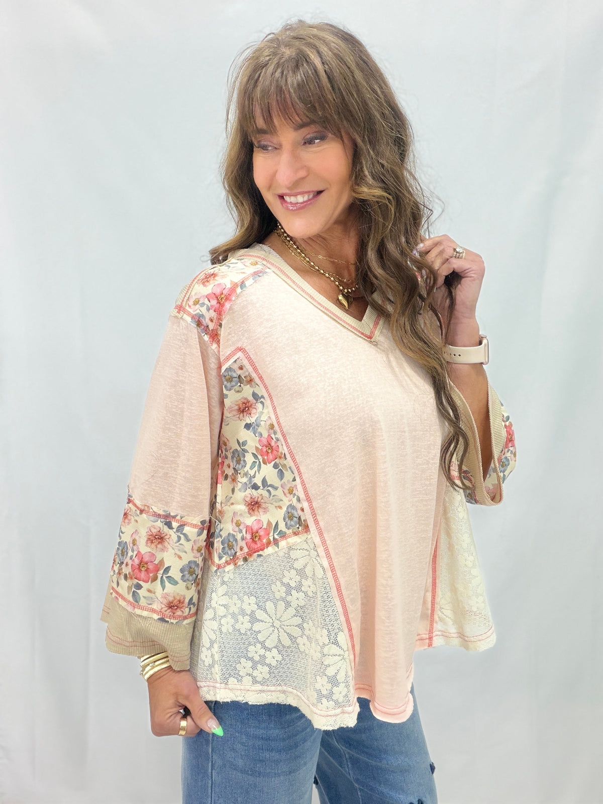 POL Bloomline Stitch V-Neck Top