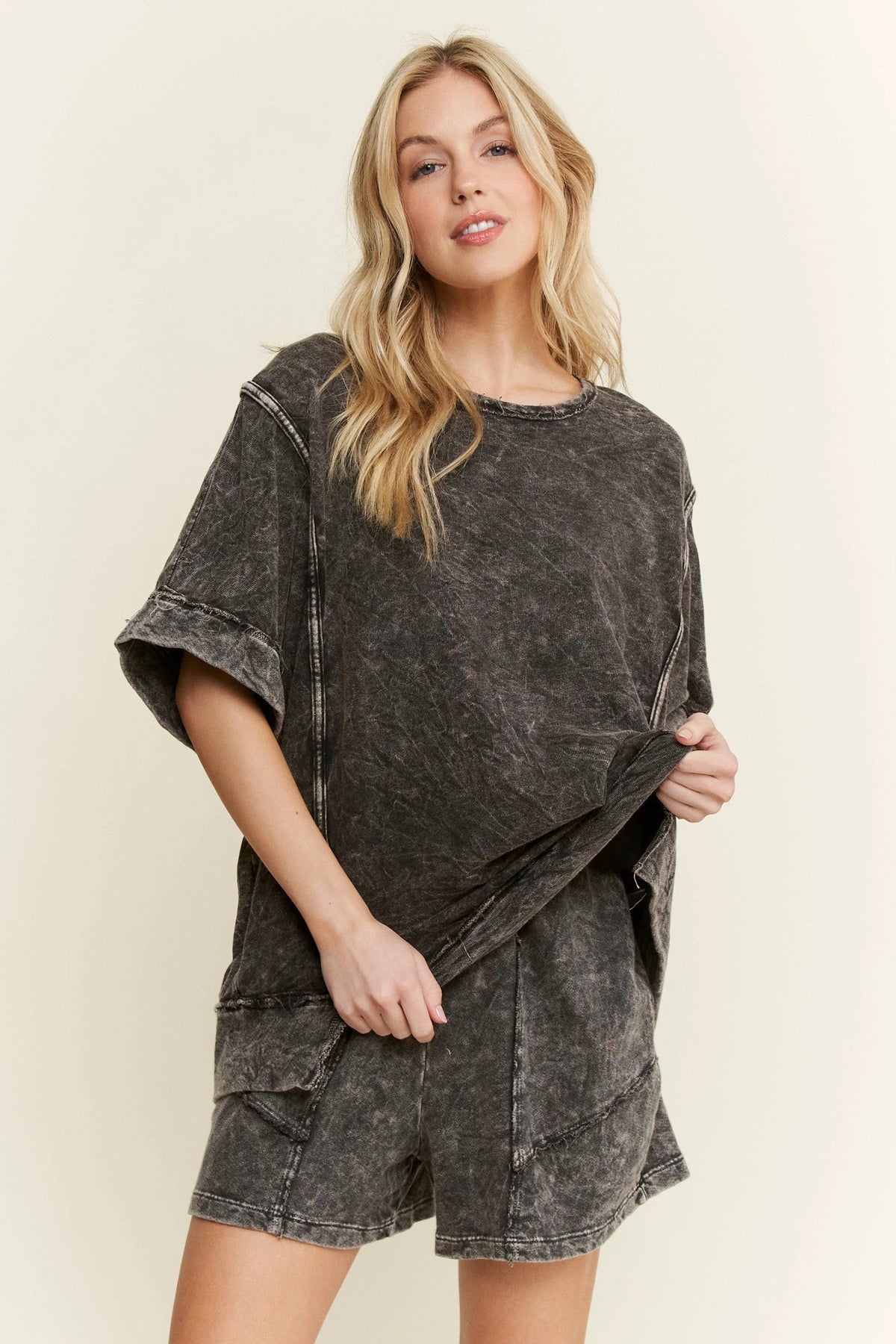 Do Me A Solid Top In 3 Colors *Final Sale*