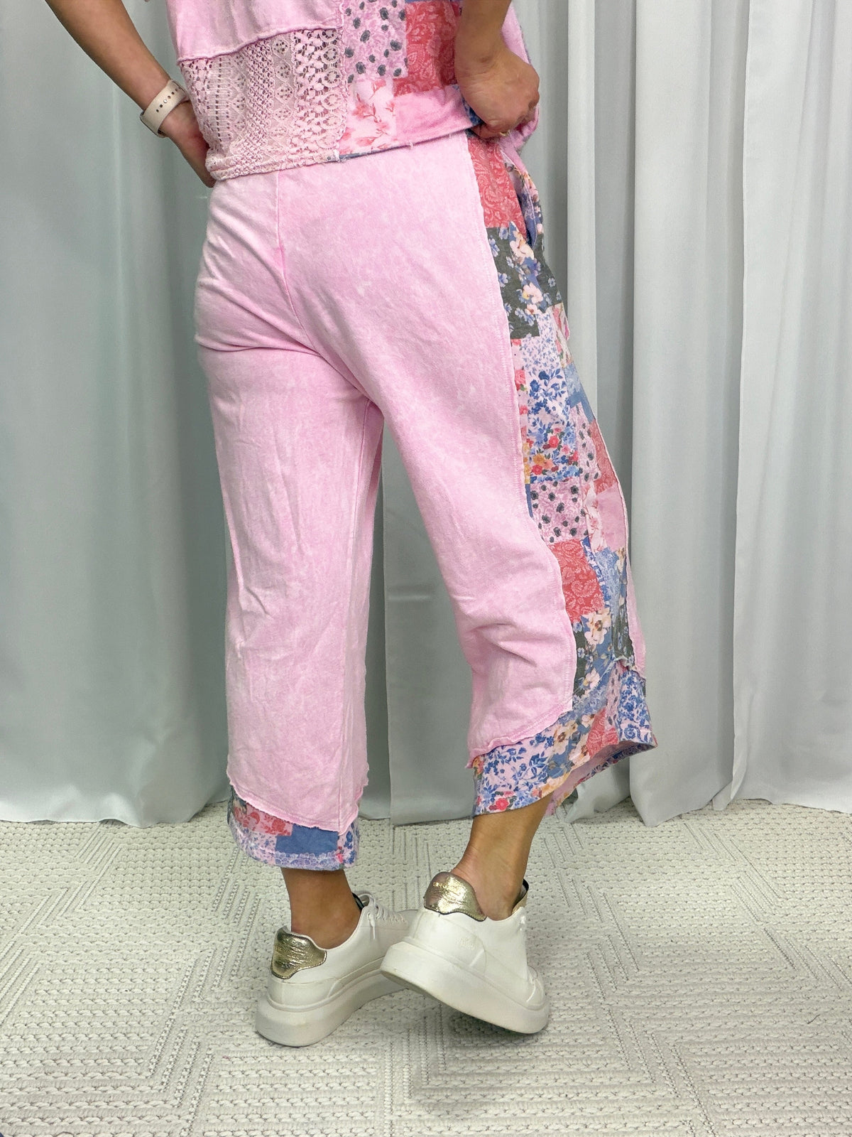 The Night Will Go On Spring Bandana Cropped Pants In 4 Colors