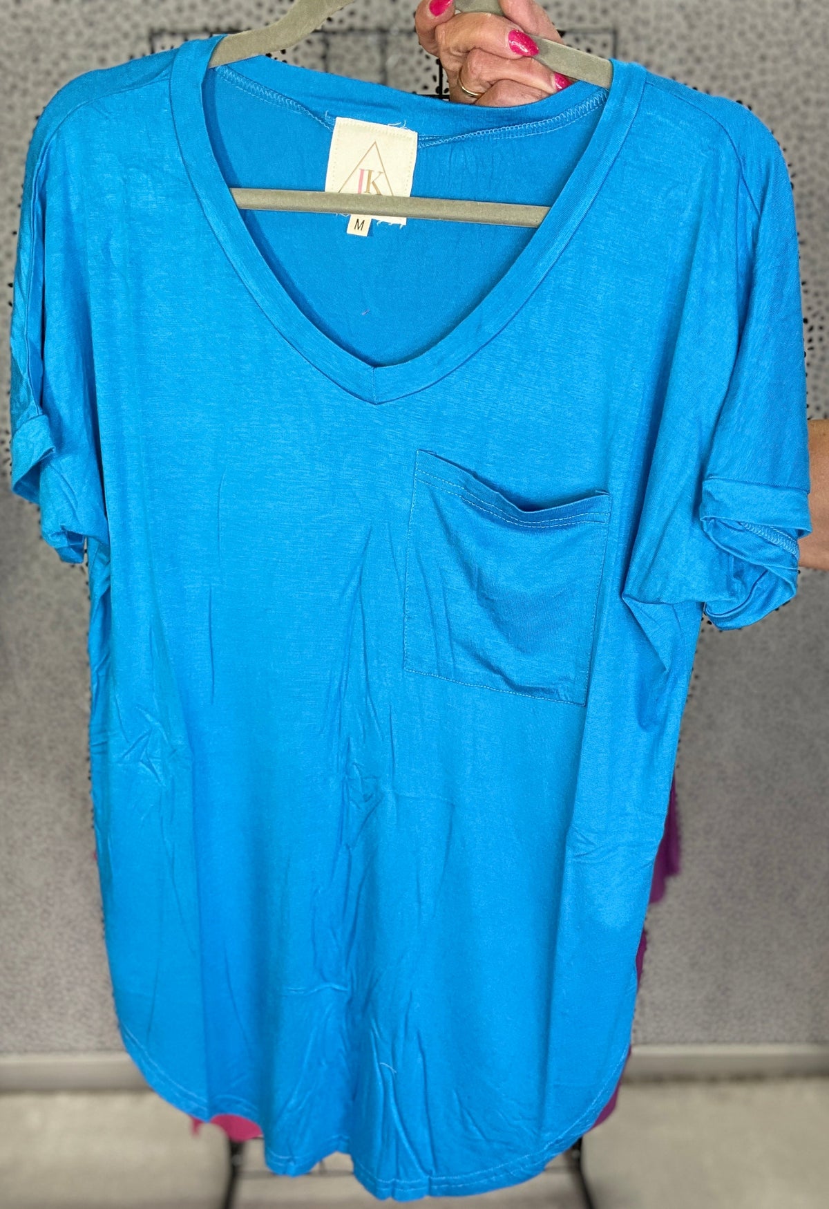 Celeb Boyfriend Fit Buttery Soft Pocket Round Hem Basic Top In 6 Colors