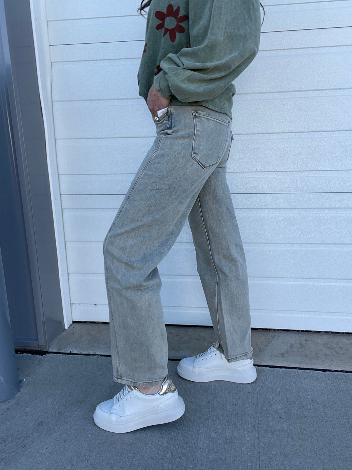 Vervet Kristen Super High Rise Barrel Jeans 591 In Spirit Wash Blue
