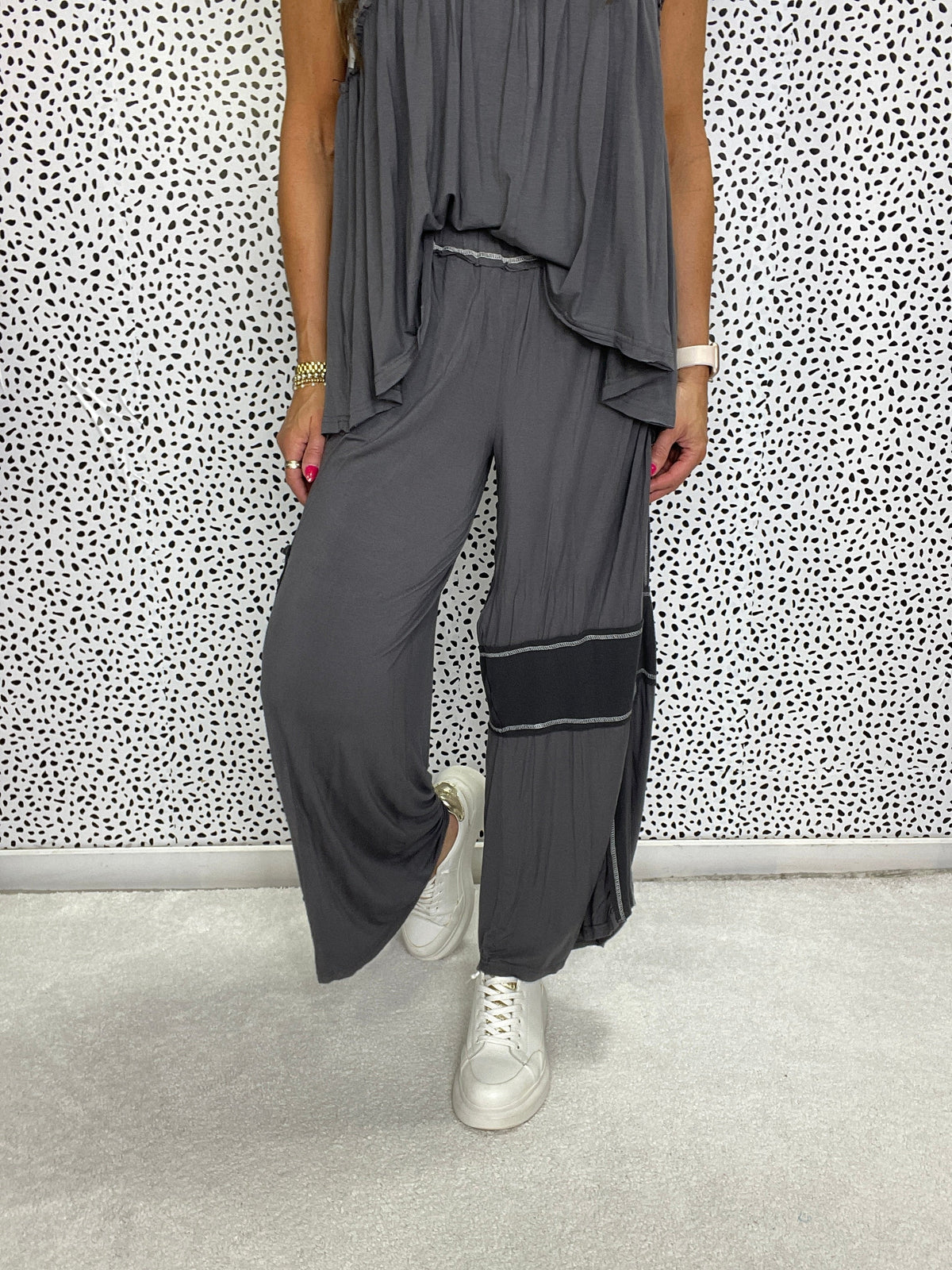 POL Meant For This Relaxed Fit Stitch Detail Pants In 2 Colors *Final Sale*