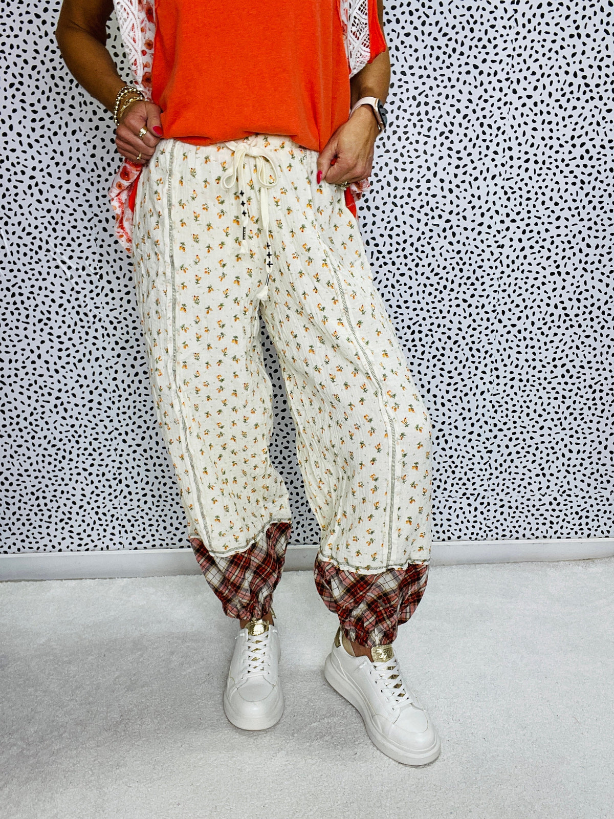 POL Meadow Muse Floral Pants In Ivory *Final Sale*