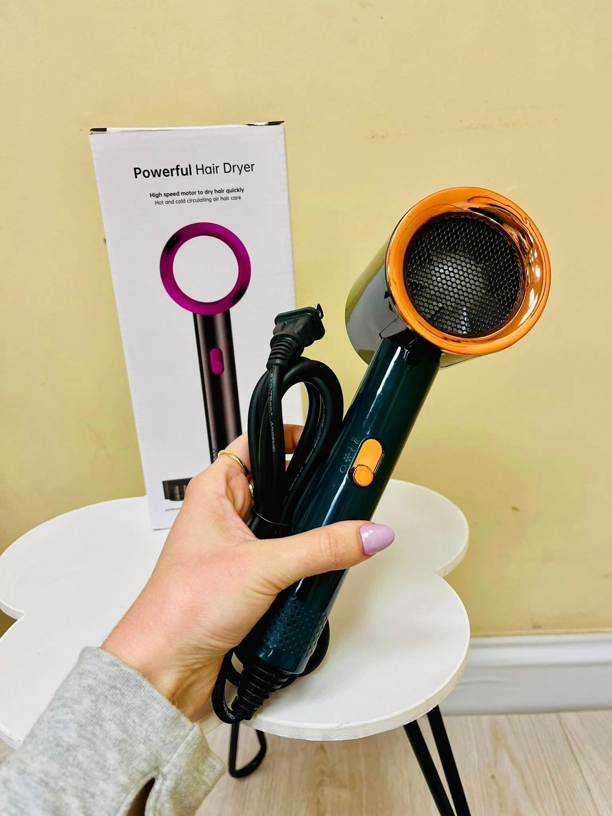 Light Weight Hot And Cold Air Circulating Air Hair Dryer In 2 Colors *Final Sale*