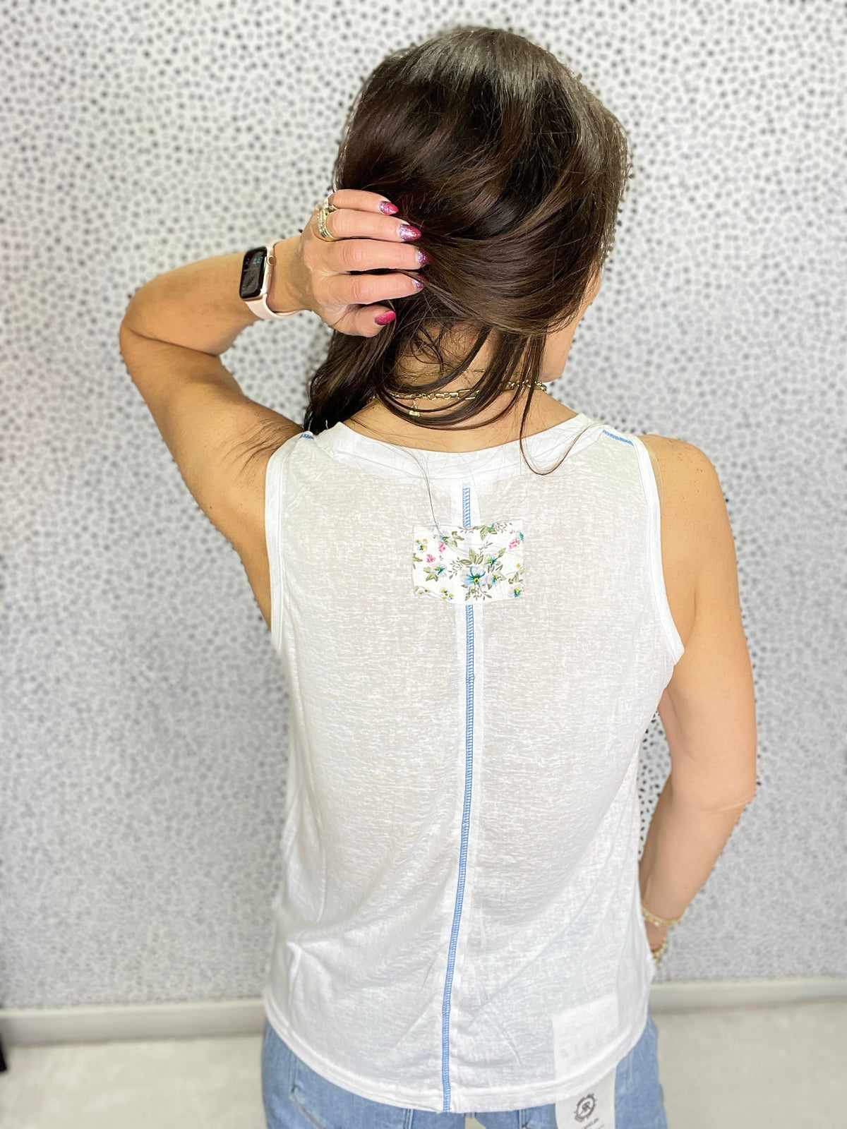 POL Round Neck Sleeveless Top In 5 Colors
