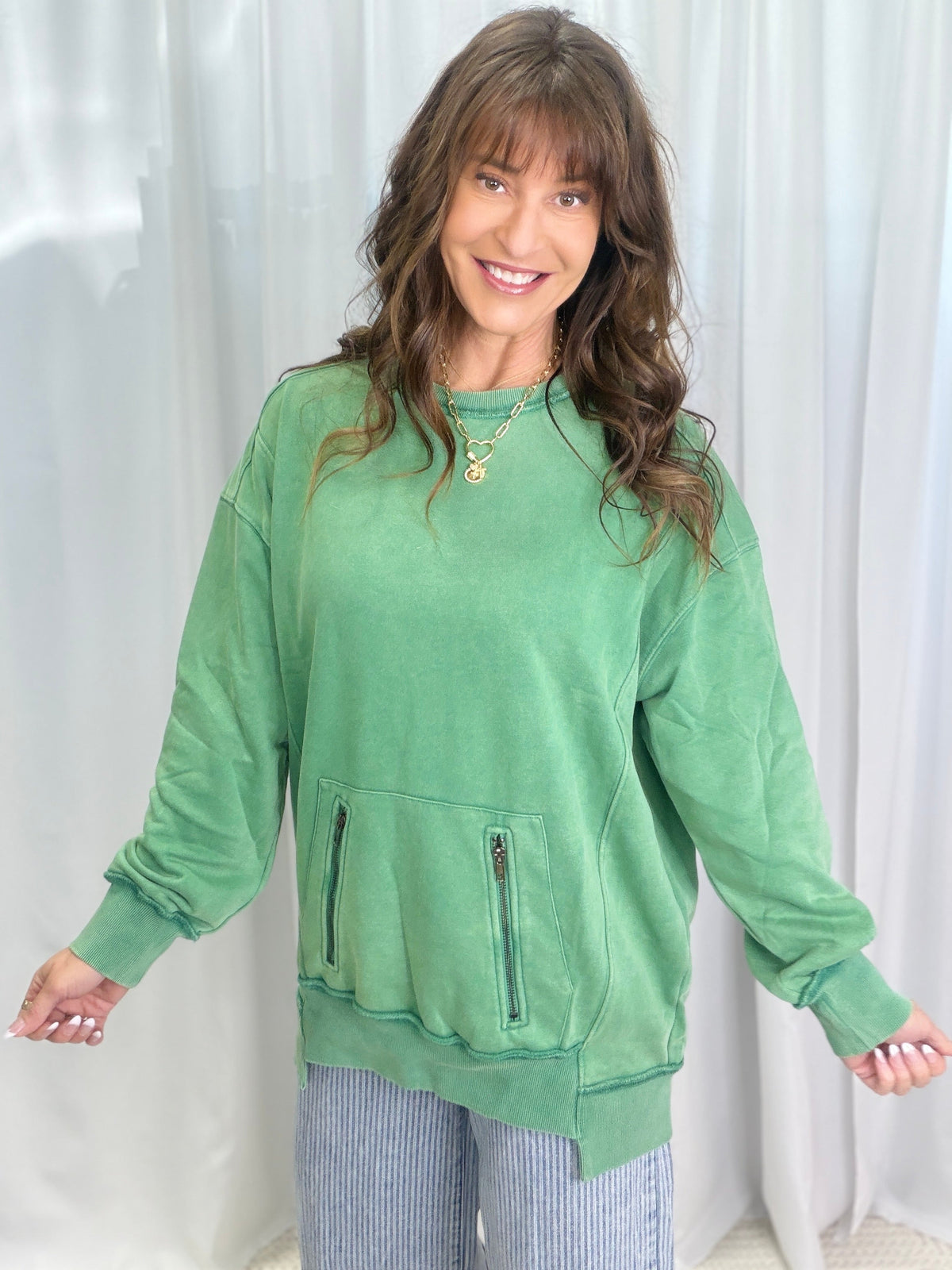 Washed Zipper Pocket Crewneck In 2 Colors
