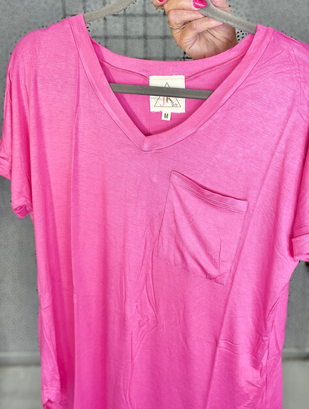 Celeb Boyfriend Fit Buttery Soft Pocket Round Hem Basic Top In 6 Colors