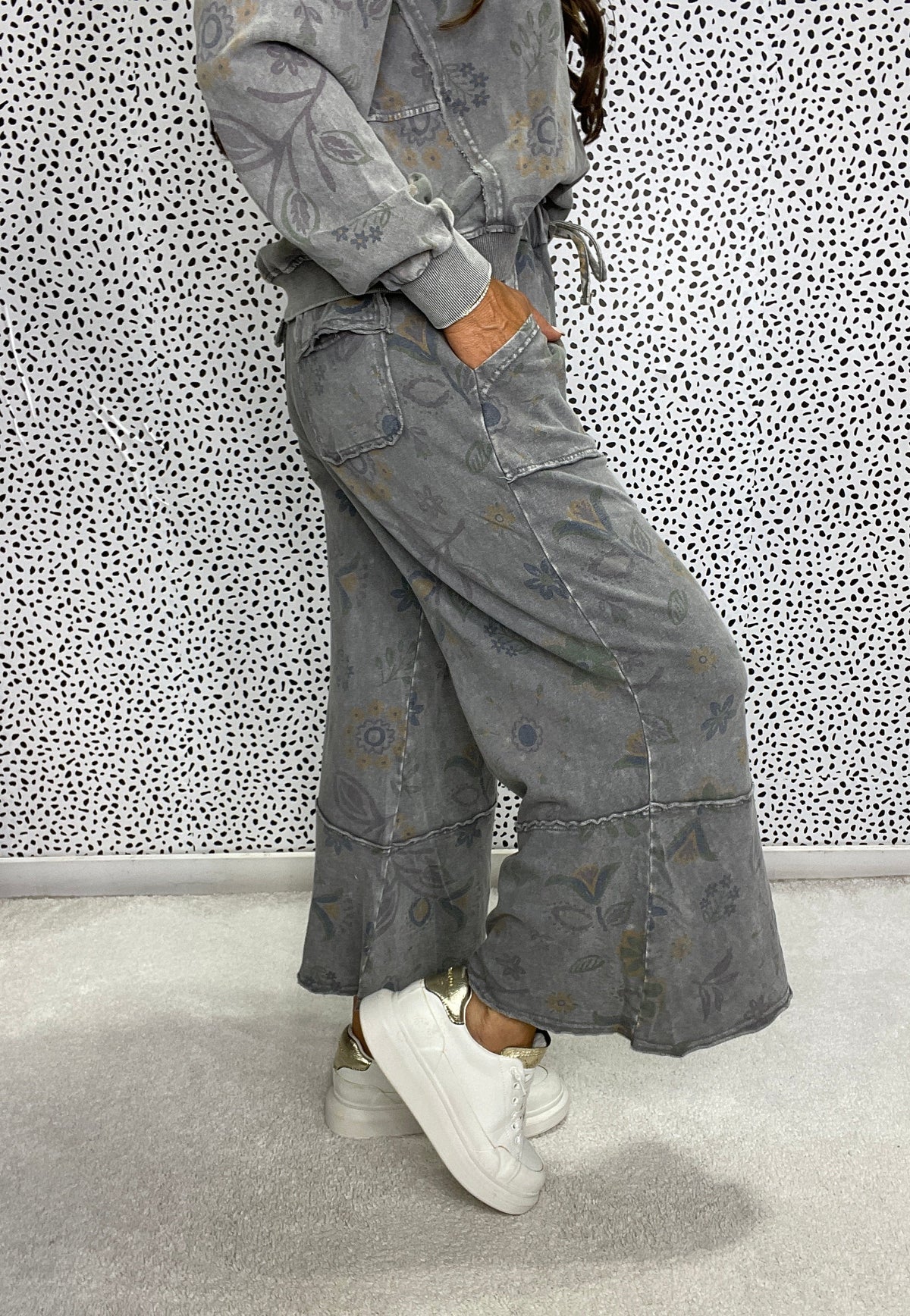 Find My Way Floral Print Terry Pants In 3 Colors