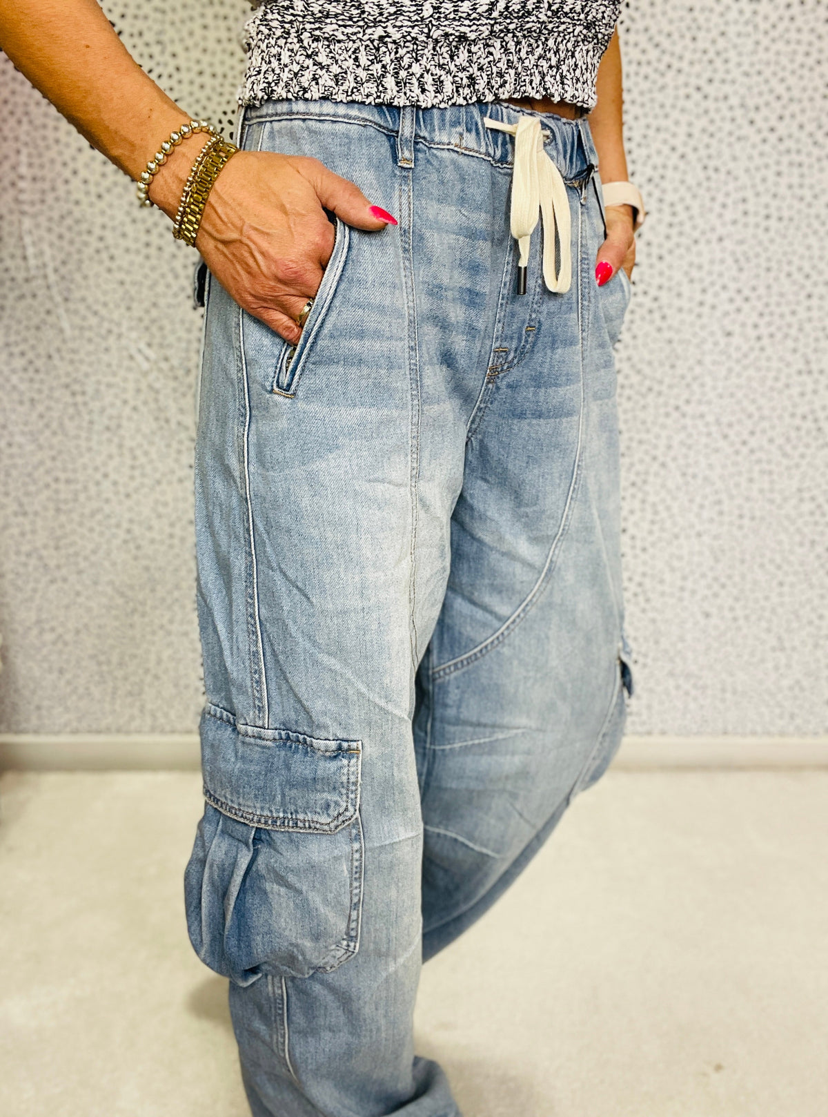 Hidden Sammie Utility Curve Barrel Jeans
