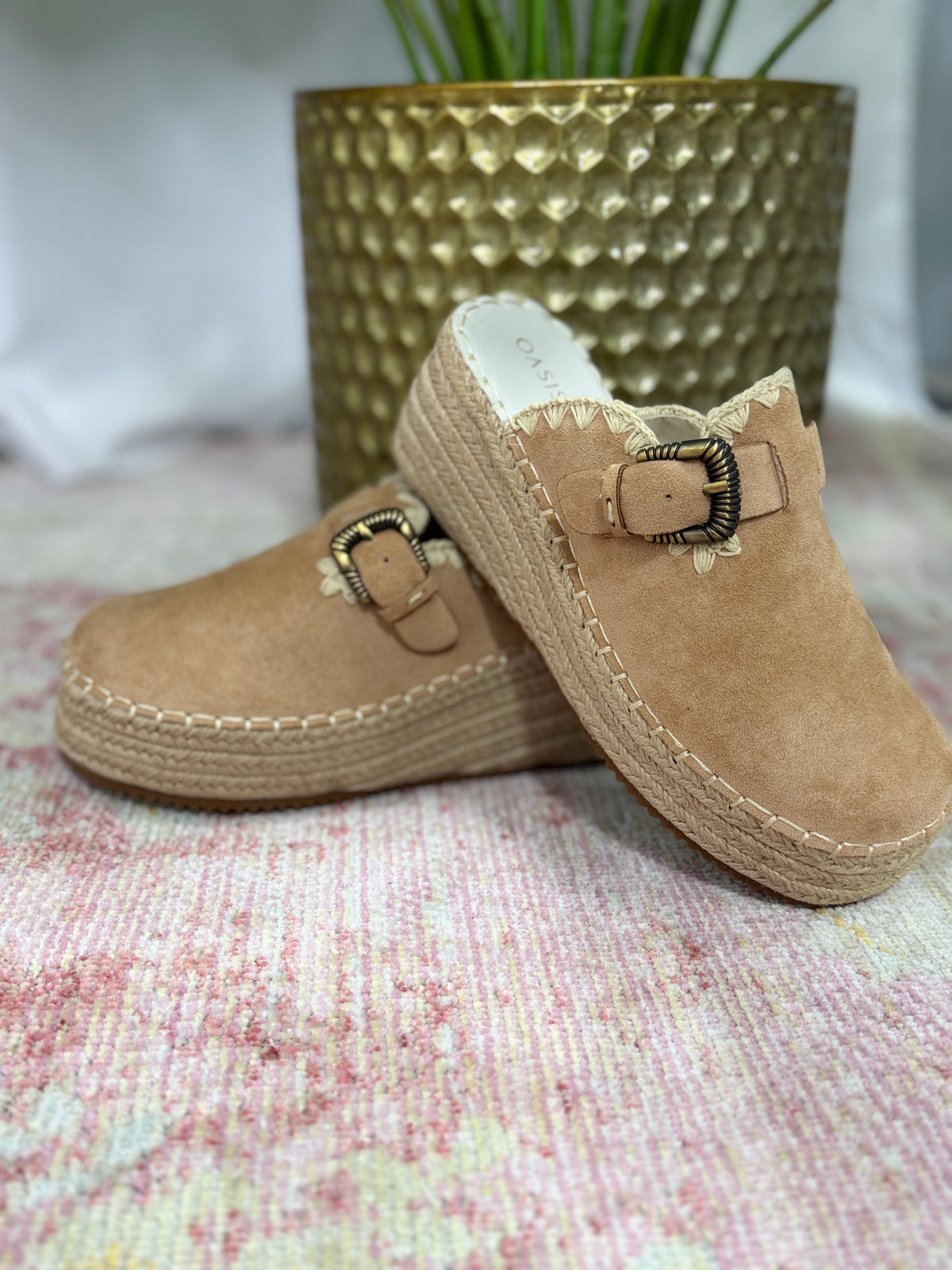Edith Solstice Mule