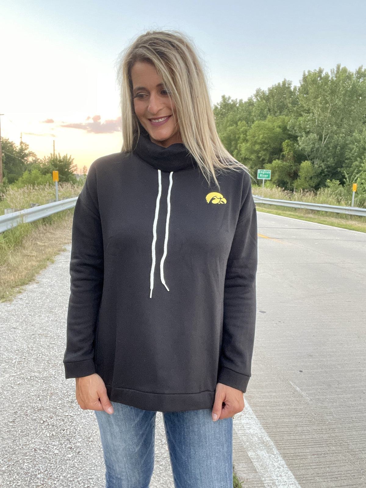 IOWA Littleton Pullover in Black