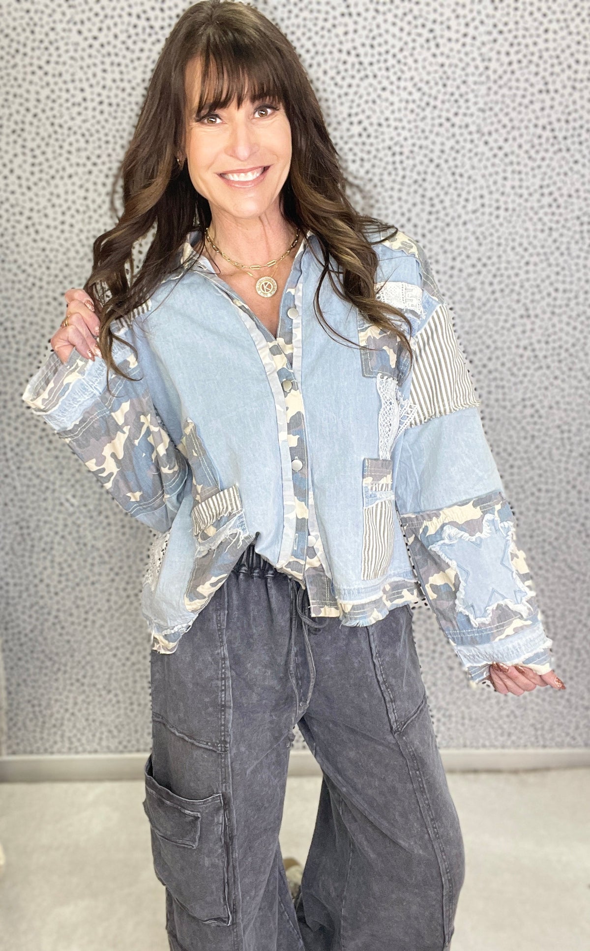 POL In Plain Sight Camo Contrast Lightweight Shirt Jacket In Denim
