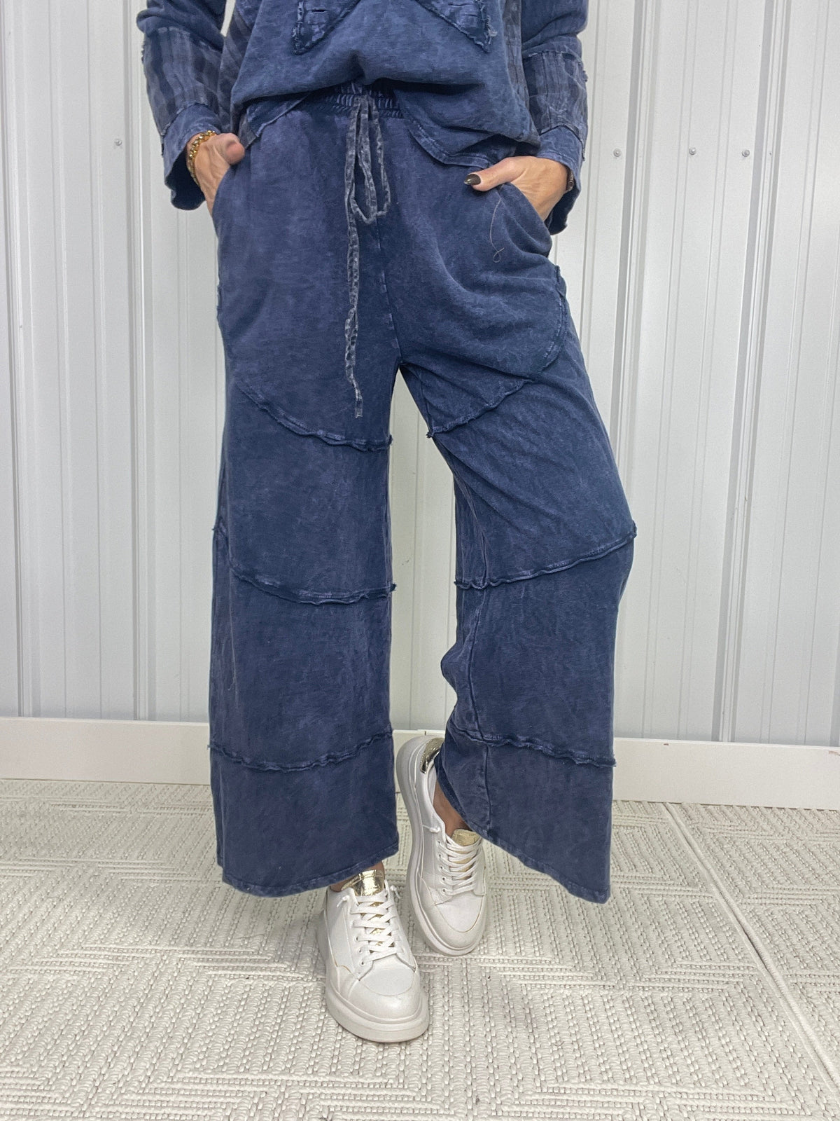 Midnight Agenda Diagonal Hem Wide Leg Pants In 2 Colors