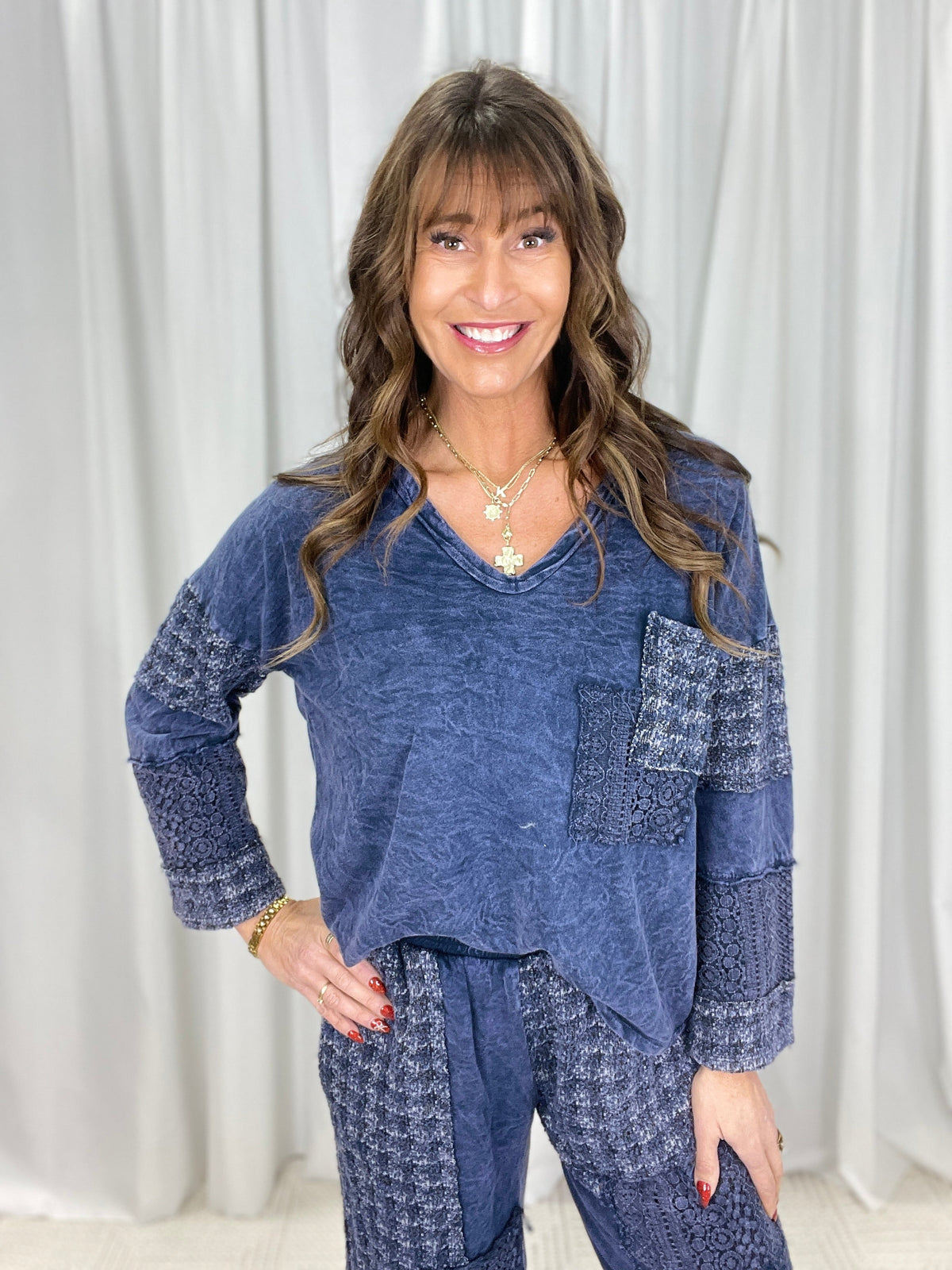 Lace Whisper Pocket Top In 2 Colors
