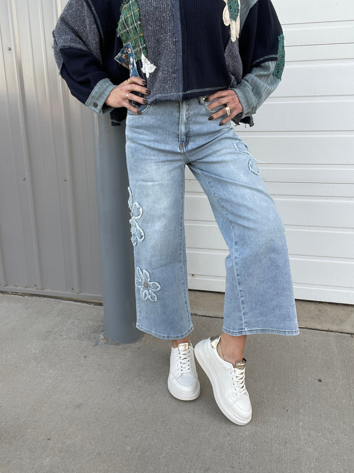 Garden Pick Flower Patch Jeans In 2 Colors: Blue, Black