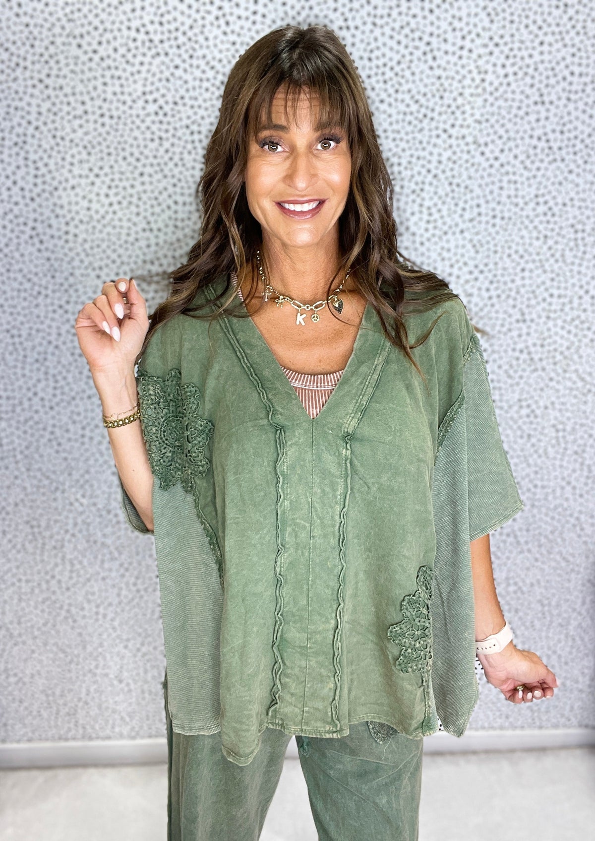 Pick A Date Mineral Washed Boho V-Neck Top In 5 Colors