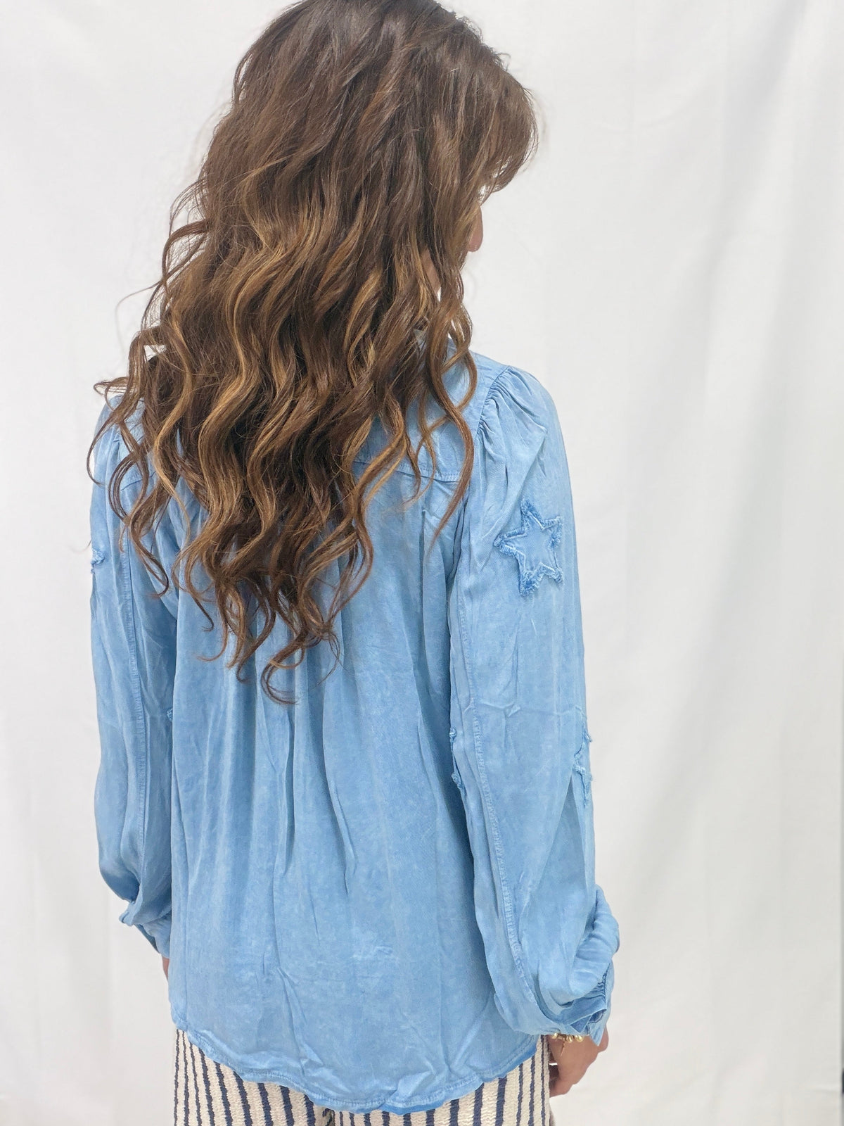 Rodeo Star Mineral Washed Button Down Shirt In Blue