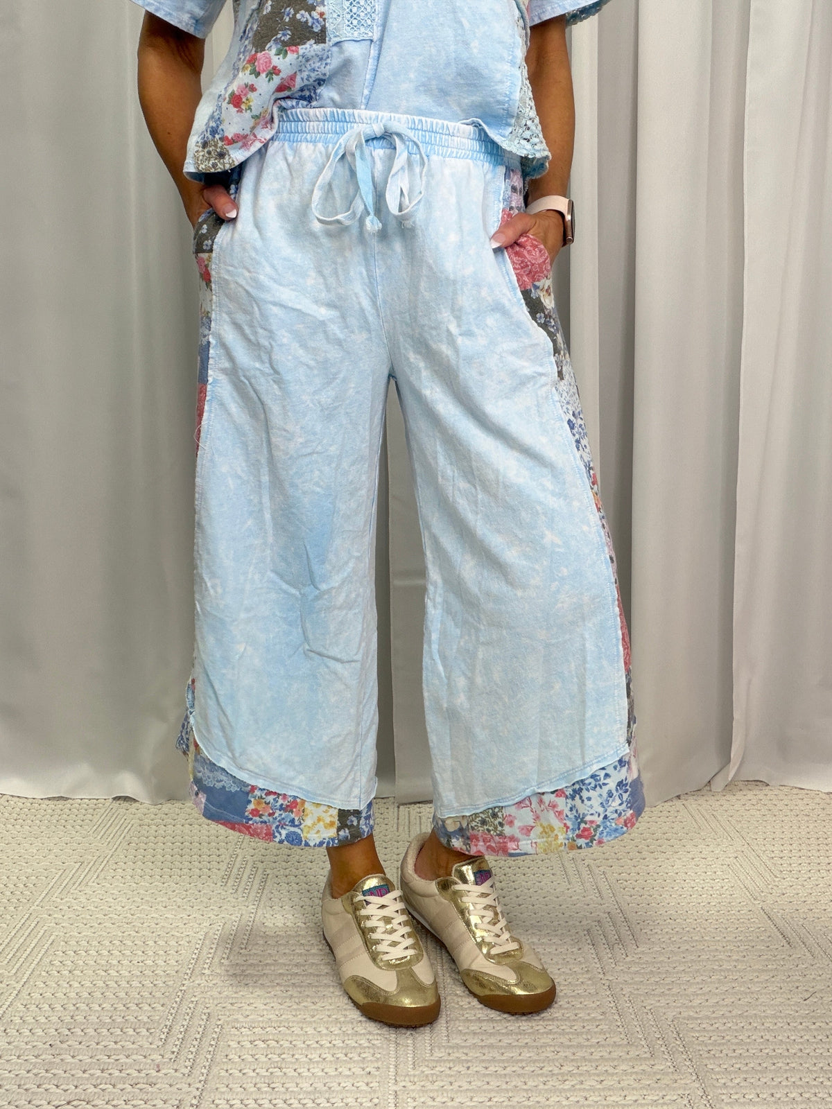 The Night Will Go On Spring Bandana Cropped Pants In 4 Colors