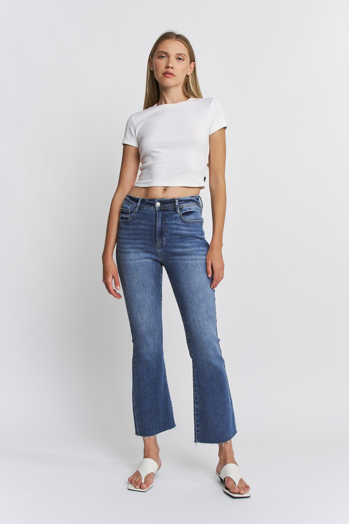Mica High Rise Bootcut Ankle Jeans 744 In Bluewood