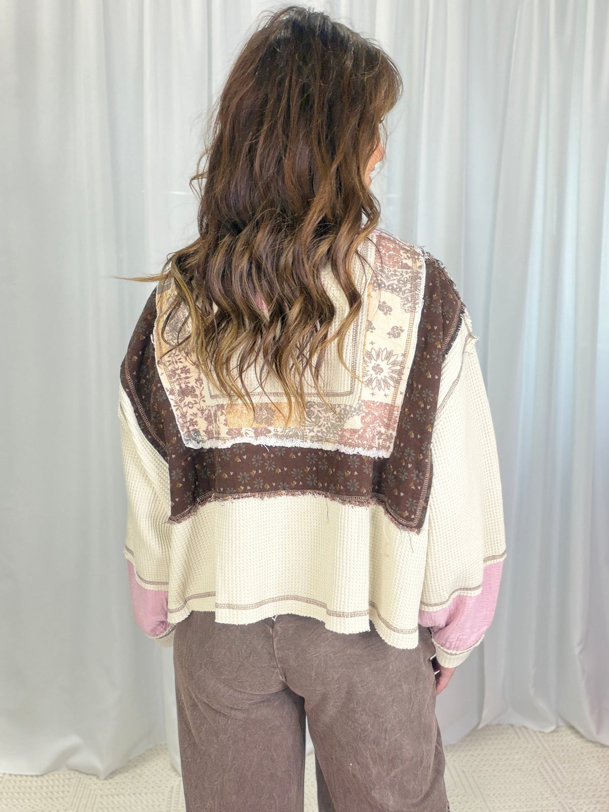 POL City Wanderer Top In Oatmeal/Pink *Final Sale*