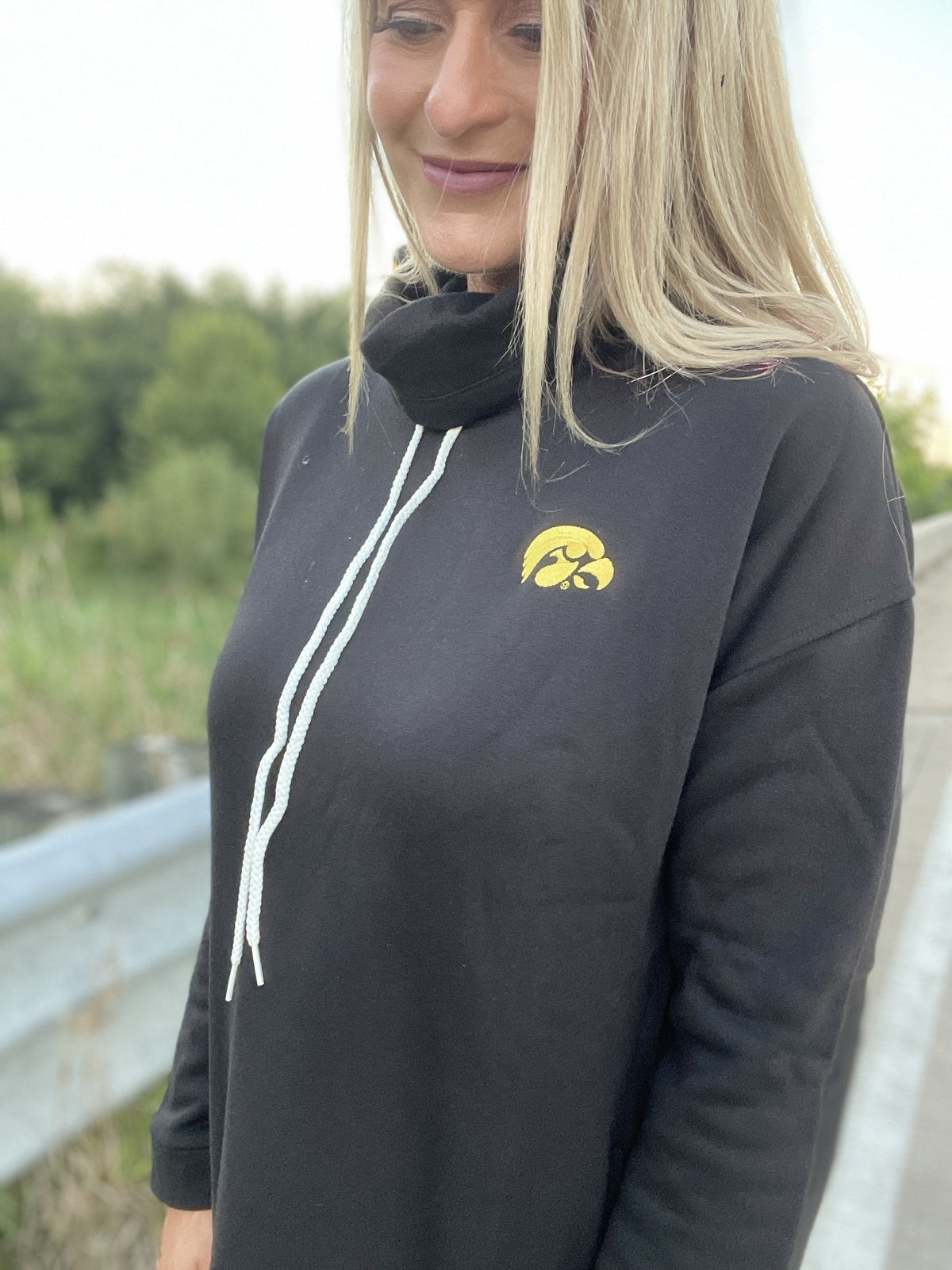 IOWA Littleton Pullover in Black