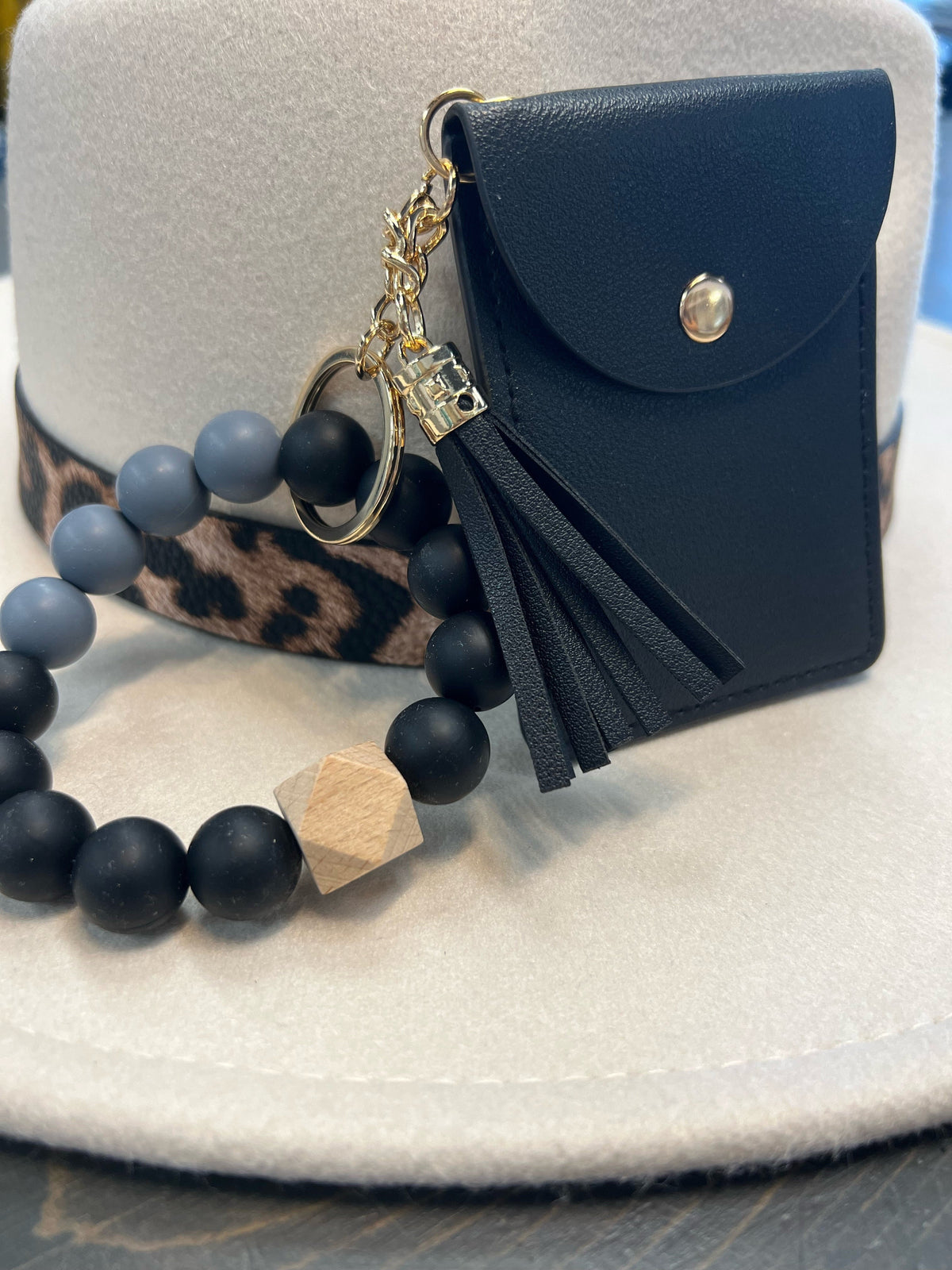 Mini Cardholder Beaded Bracelet