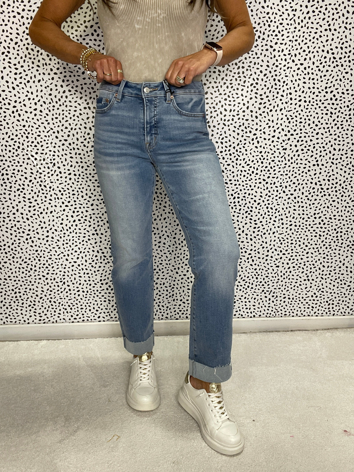Mica Ava High Rise Straight Leg Cuffed Hem Jeans 286 In Queen Blue