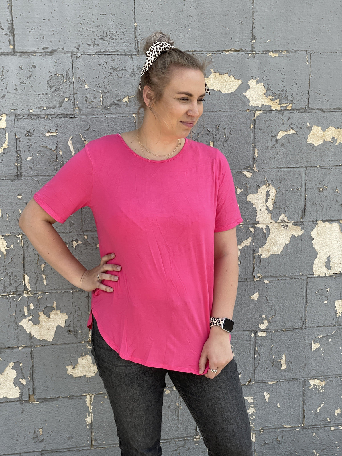 Curvy Deluxe Crew Tee *Final Sale*