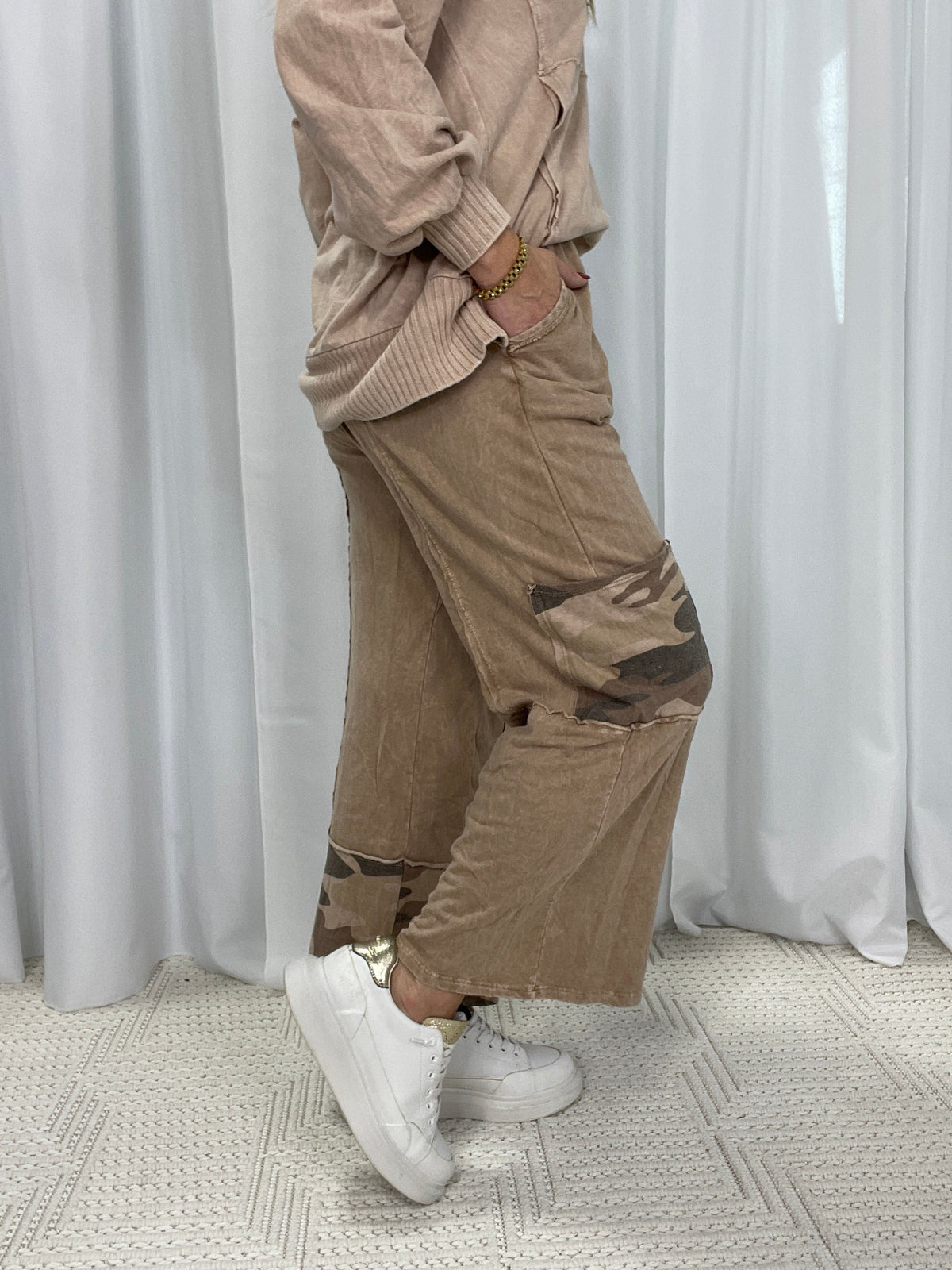 Enjoy Your Day Camo Patch Pants In 4 Colors