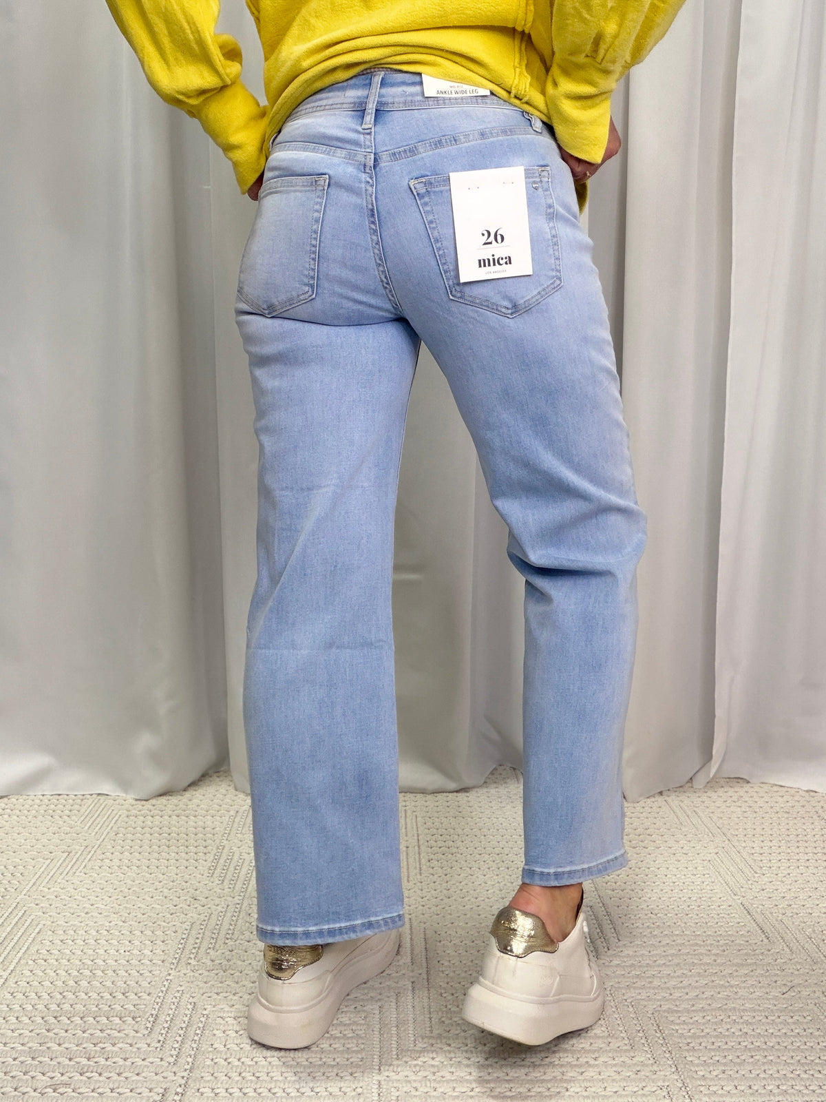 Mica Mid-Rise Wide Leg Ankle Jeans 797 In Blue