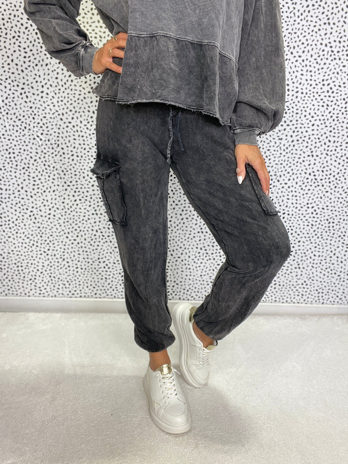 The Urban Mineral Cargo Joggers In 2 Colors *Final Sale*