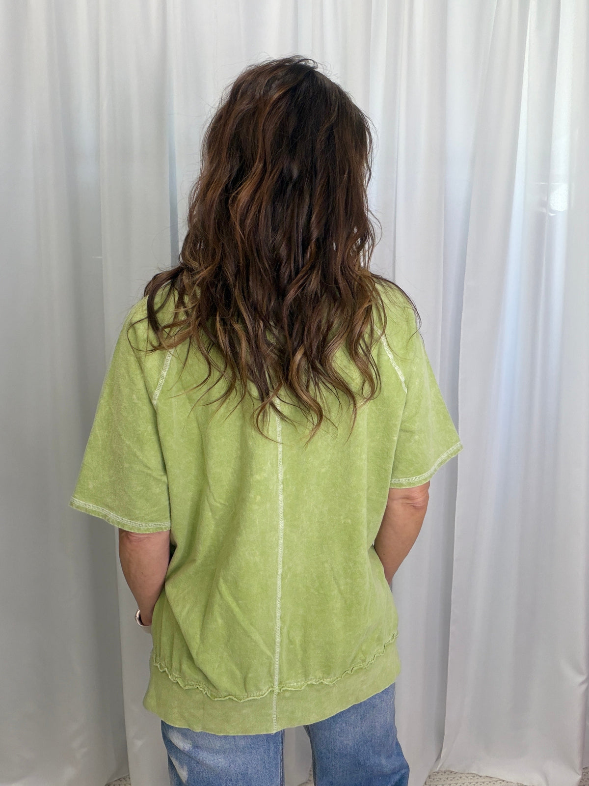 Mineral Washed Feelin Lucky T-Shirt In Apple Green
