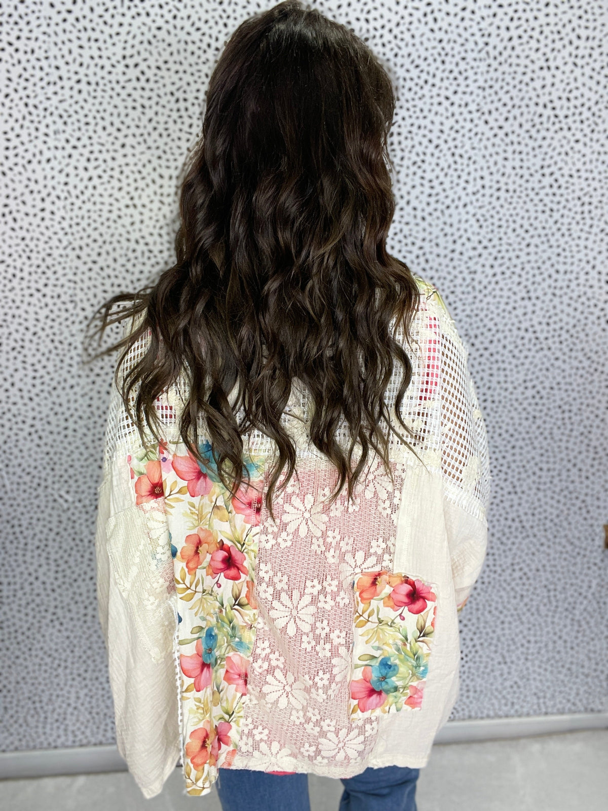 POL Dynamic Flare Open Floral Pattern Cardigan In Natural