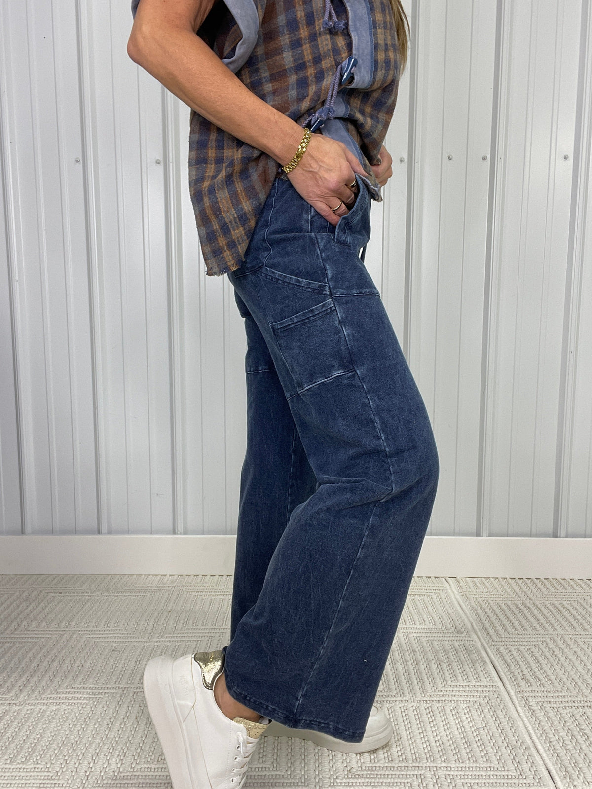Move Mountains Mineral Wash Utility Pants In Denim