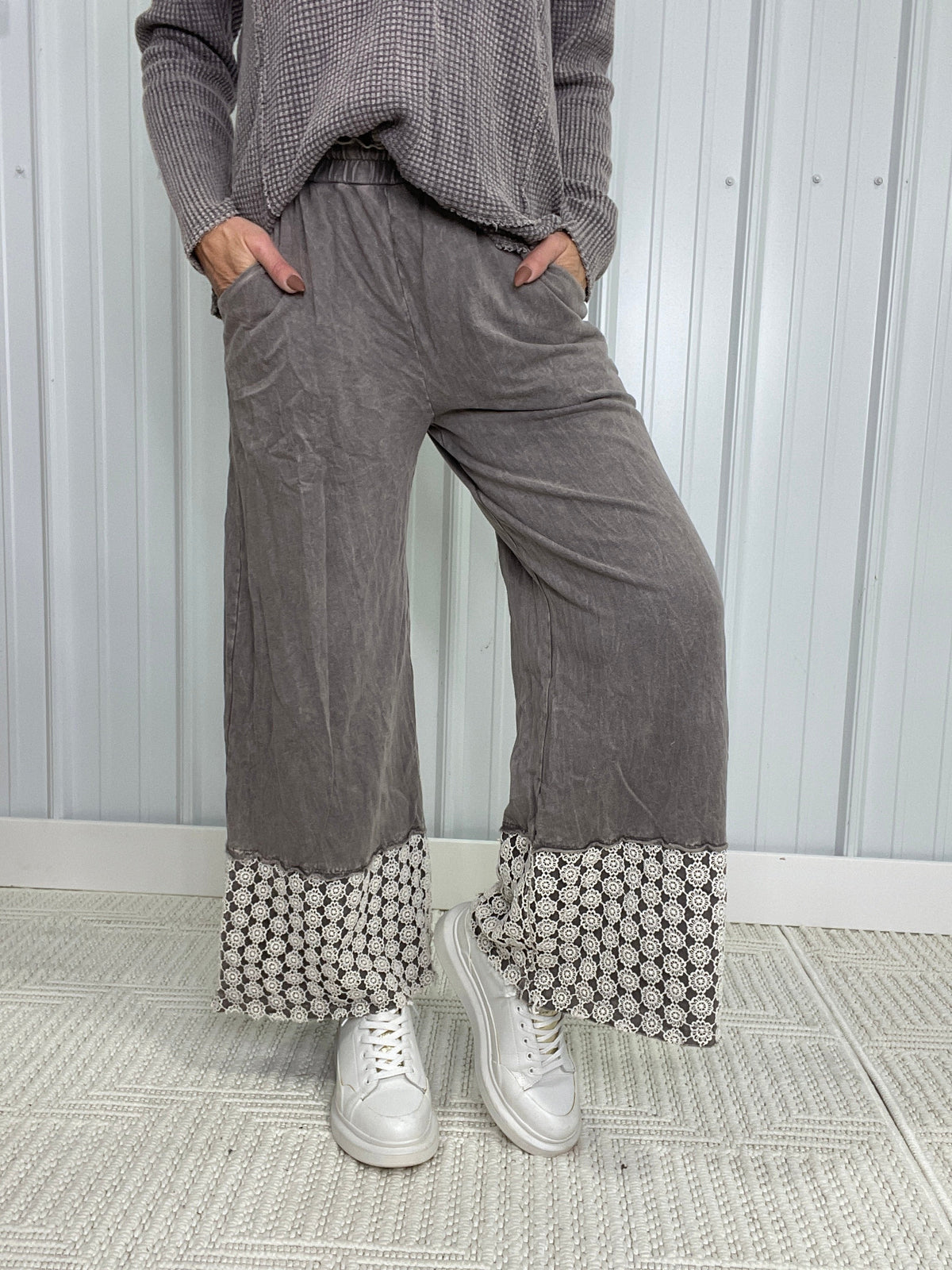 Lace Horizon Mineral Wash Pants In 2 Colors