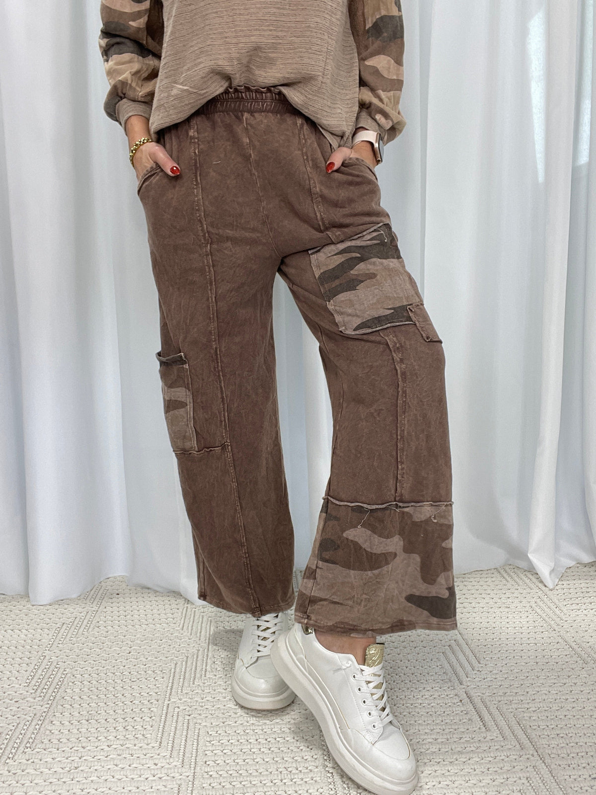 Enjoy Your Day Camo Patch Pants In 4 Colors