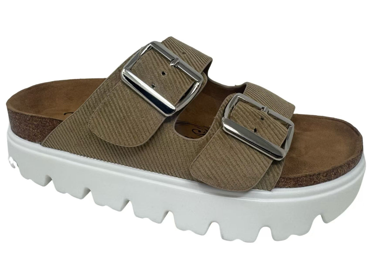 Very G Jazmin 2 Platform Sandal In Sand